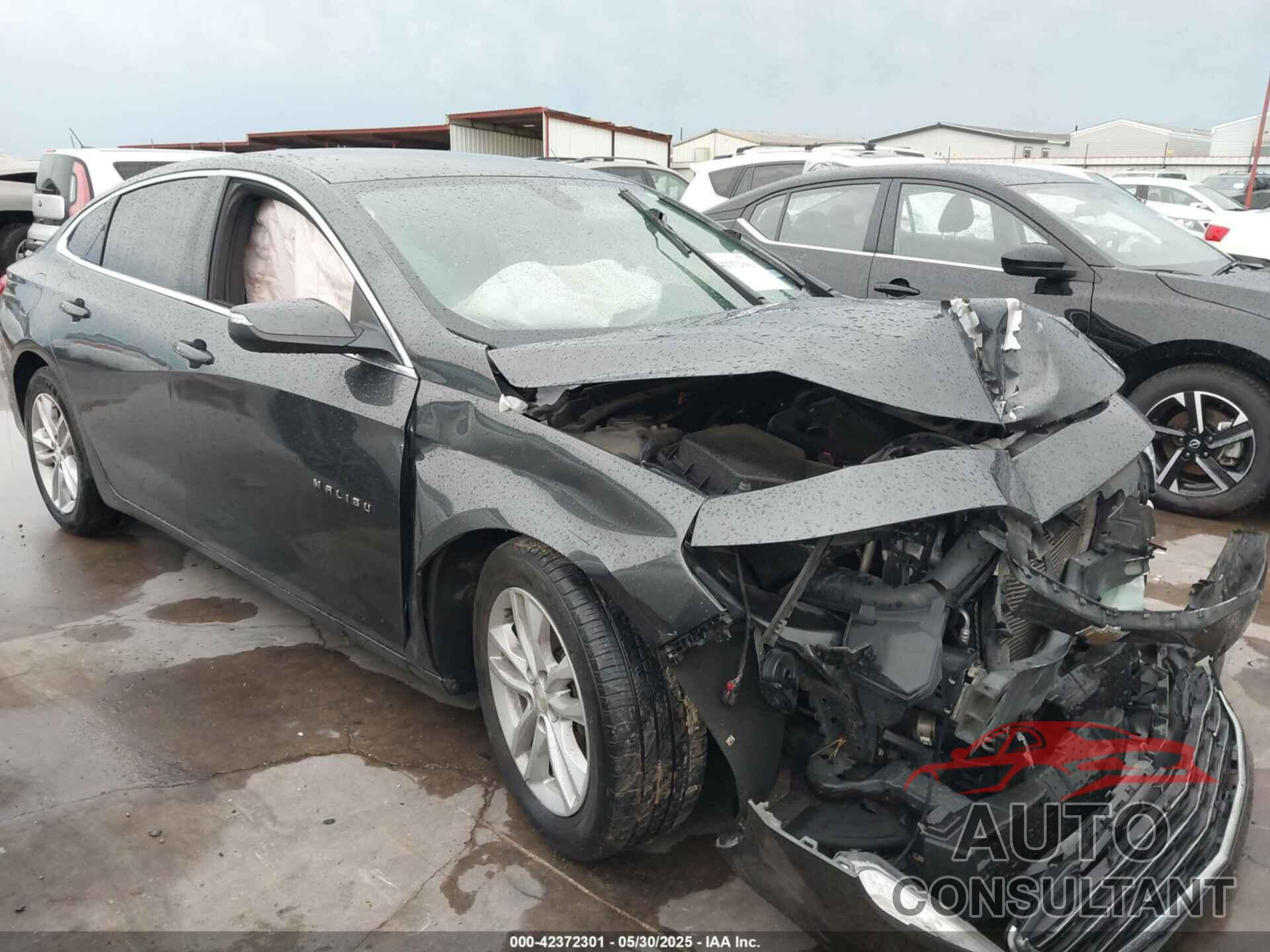 CHEVROLET MALIBU 2016 - 1G1ZE5ST1GF199086