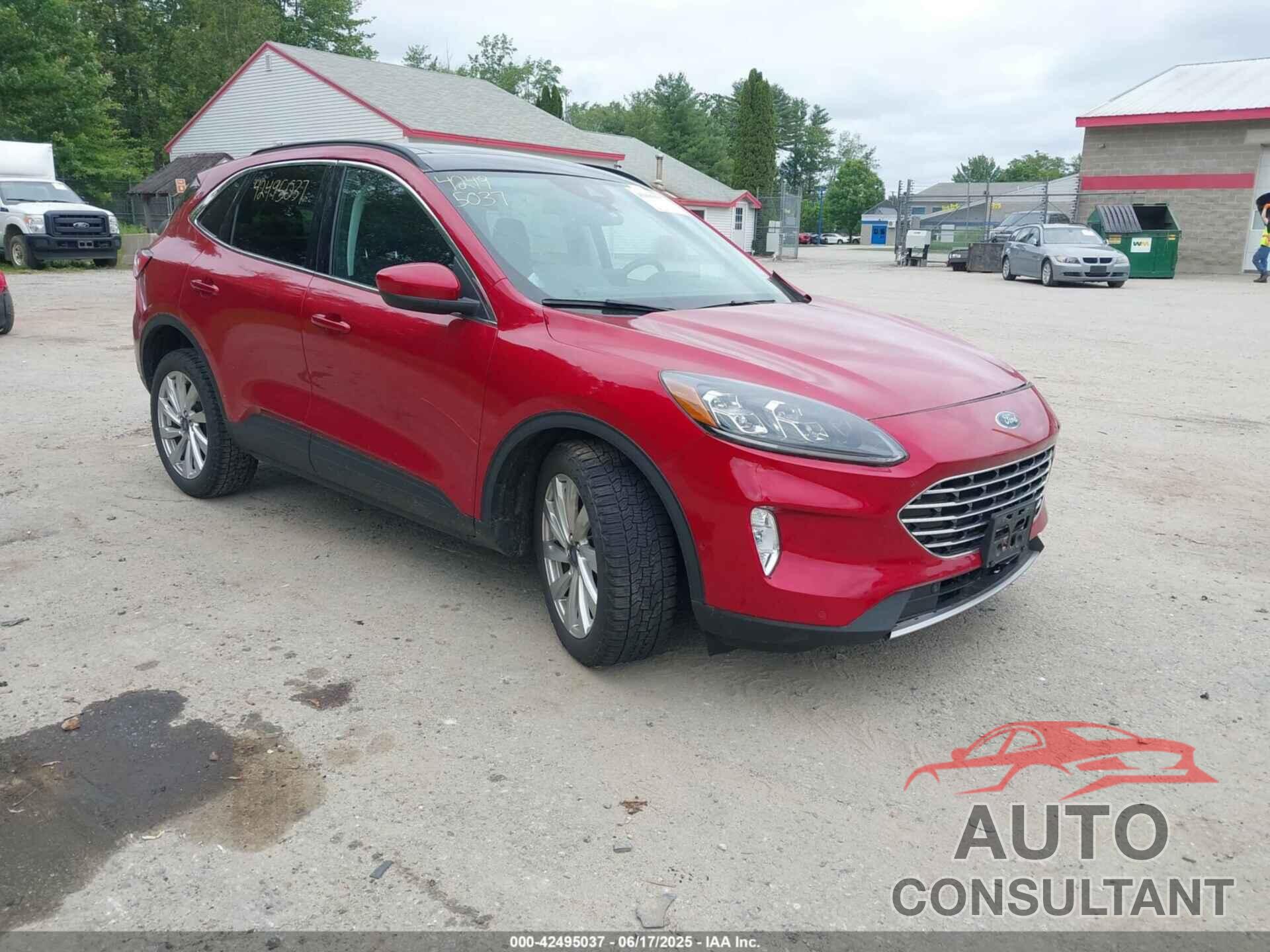 FORD ESCAPE 2021 - 1FMCU9J90MUA33755