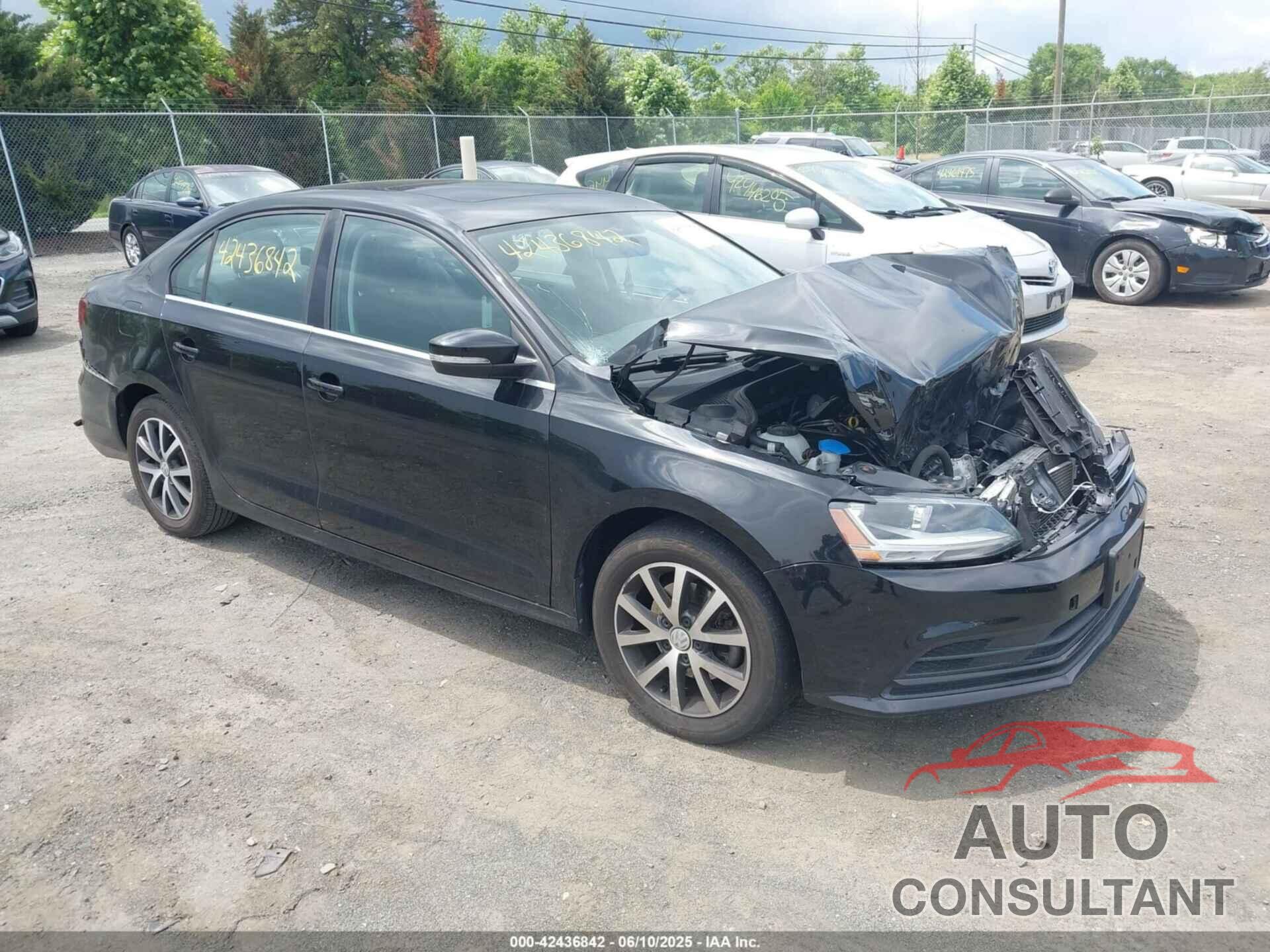 VOLKSWAGEN JETTA 2018 - 3VWDB7AJ7JM226141