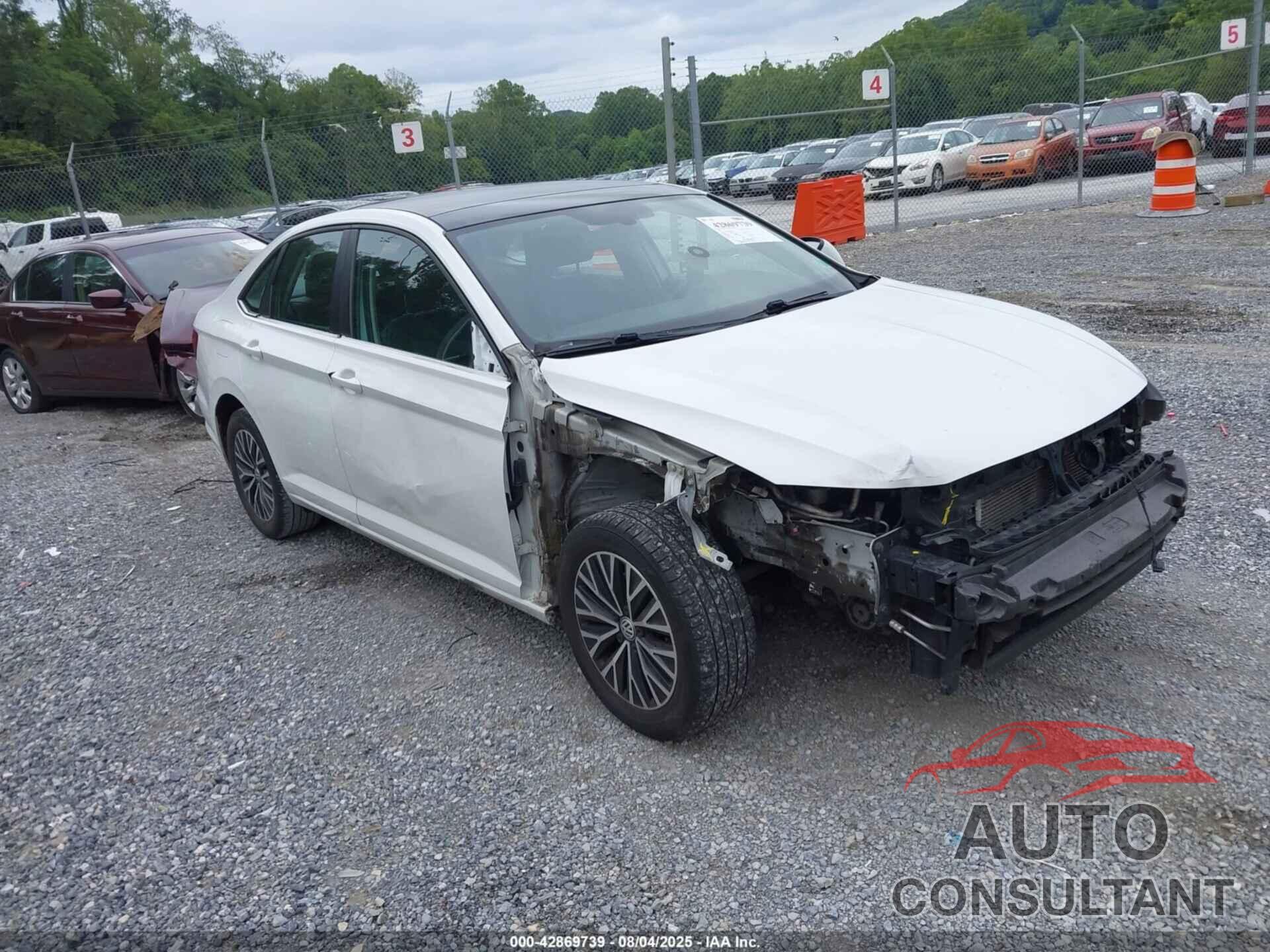 VOLKSWAGEN JETTA 2019 - 3VWC57BU4KM094095
