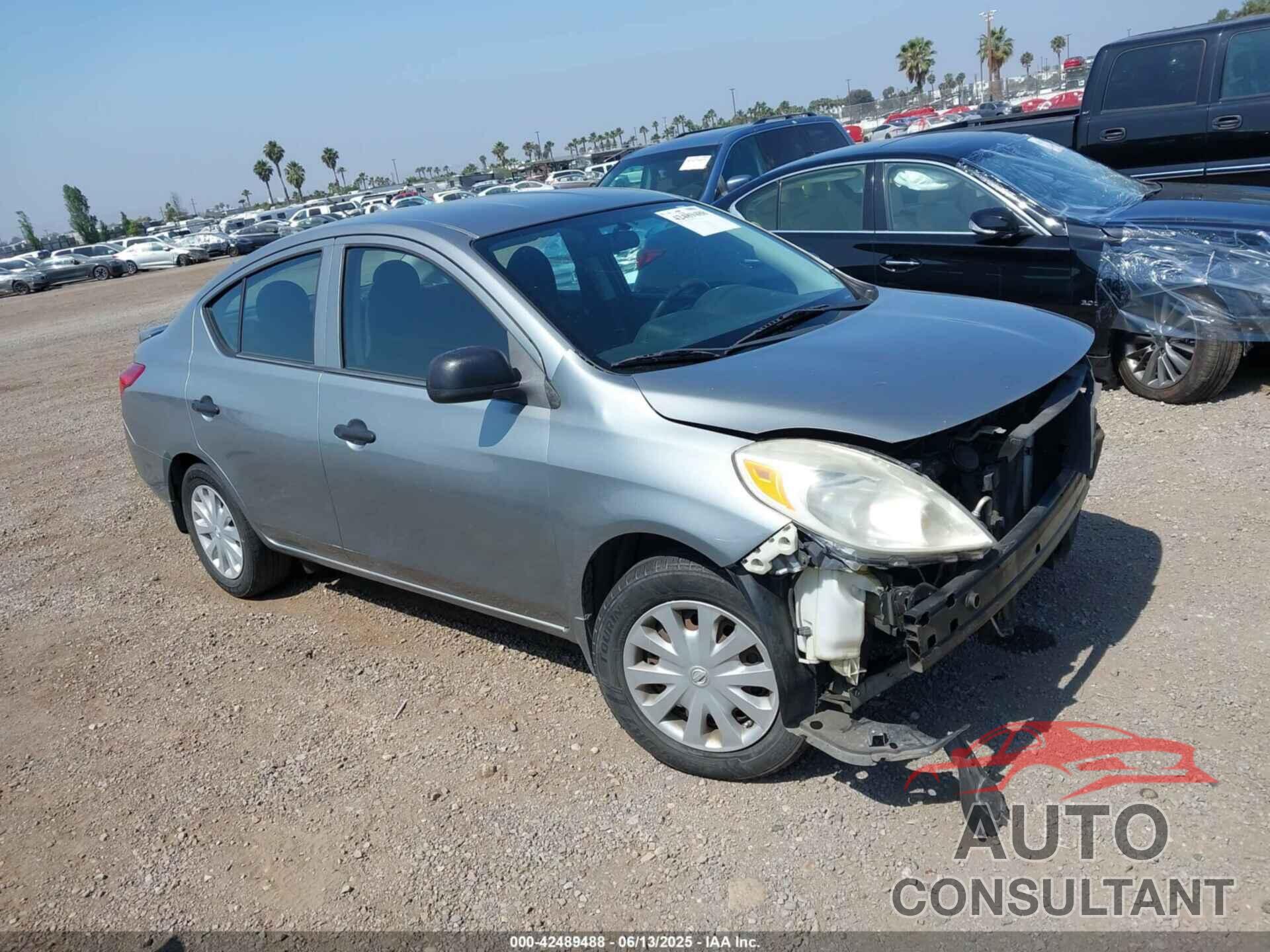 NISSAN VERSA 2013 - 3N1CN7AP8DL889743
