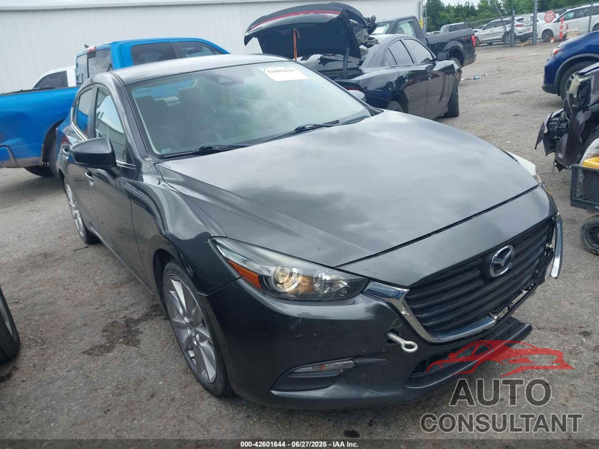 MAZDA MAZDA3 2017 - JM1BN1V73H1101125