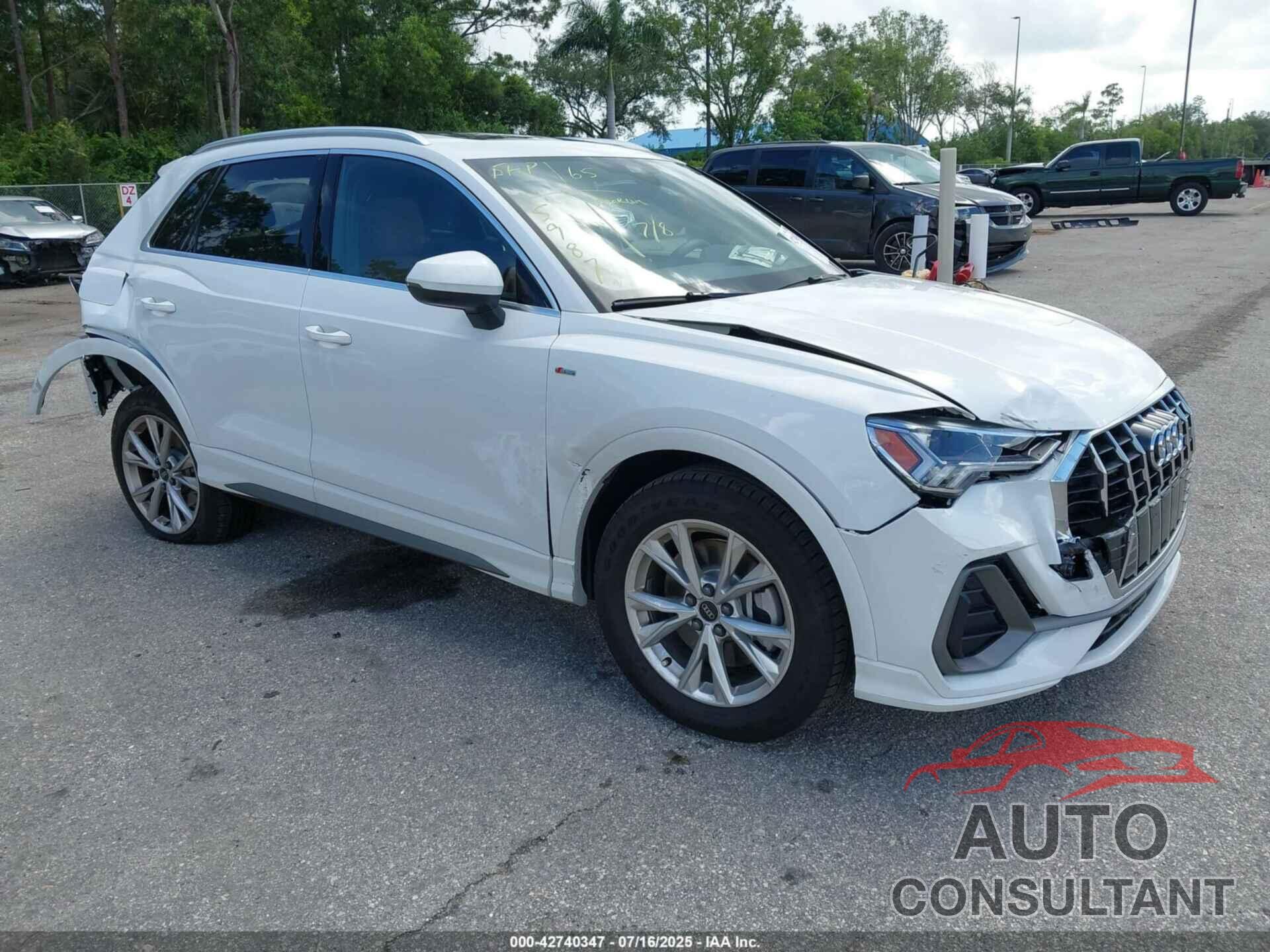 AUDI Q3 2025 - WA1DECF39S1035987