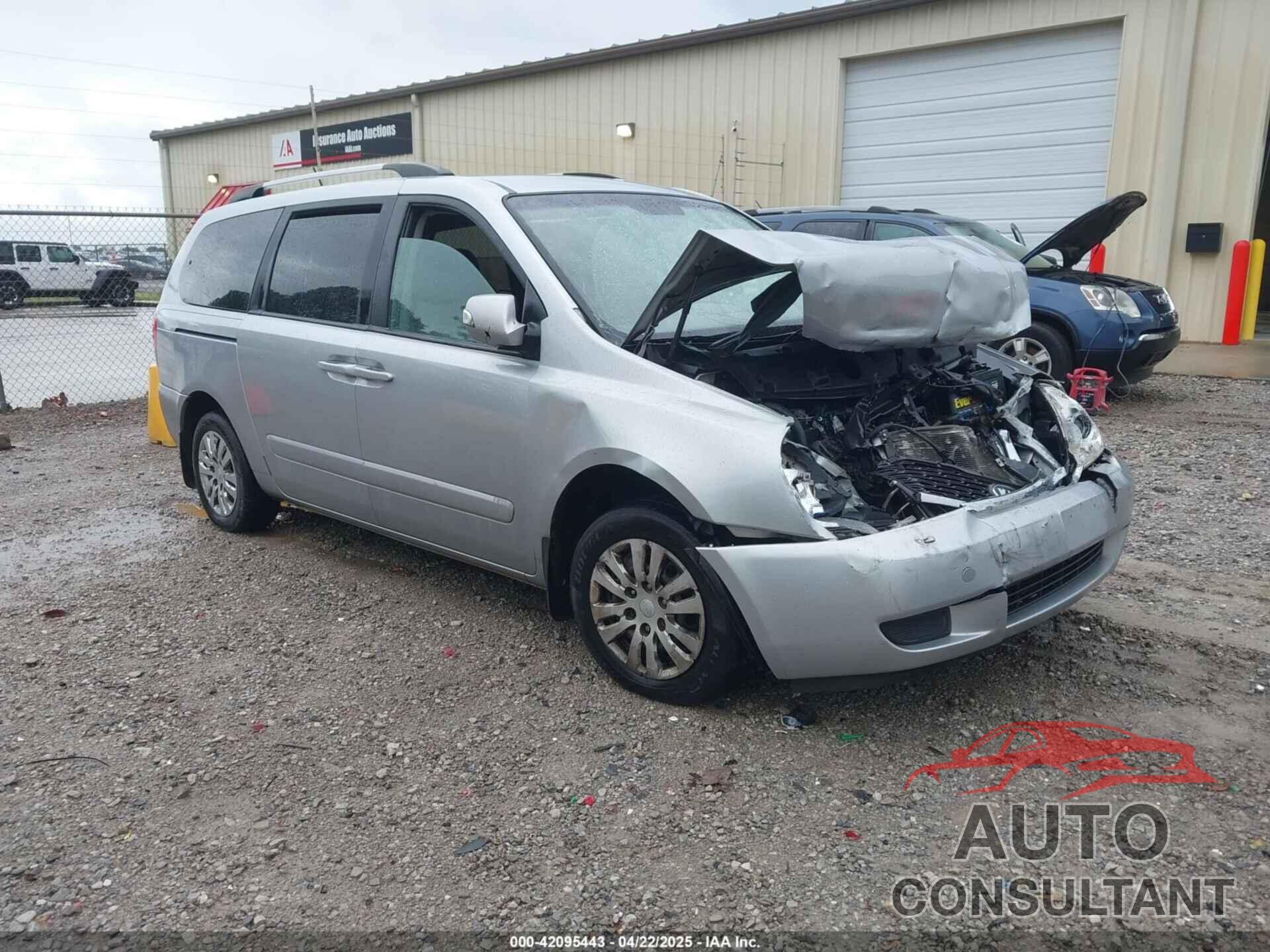 KIA SEDONA 2011 - KNDMG4C74B6410538