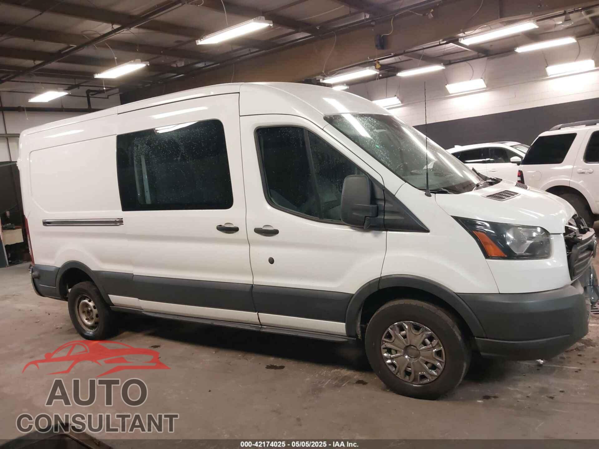 FORD TRANSIT-150 2015 - 1FTNE2CM4FKA08939