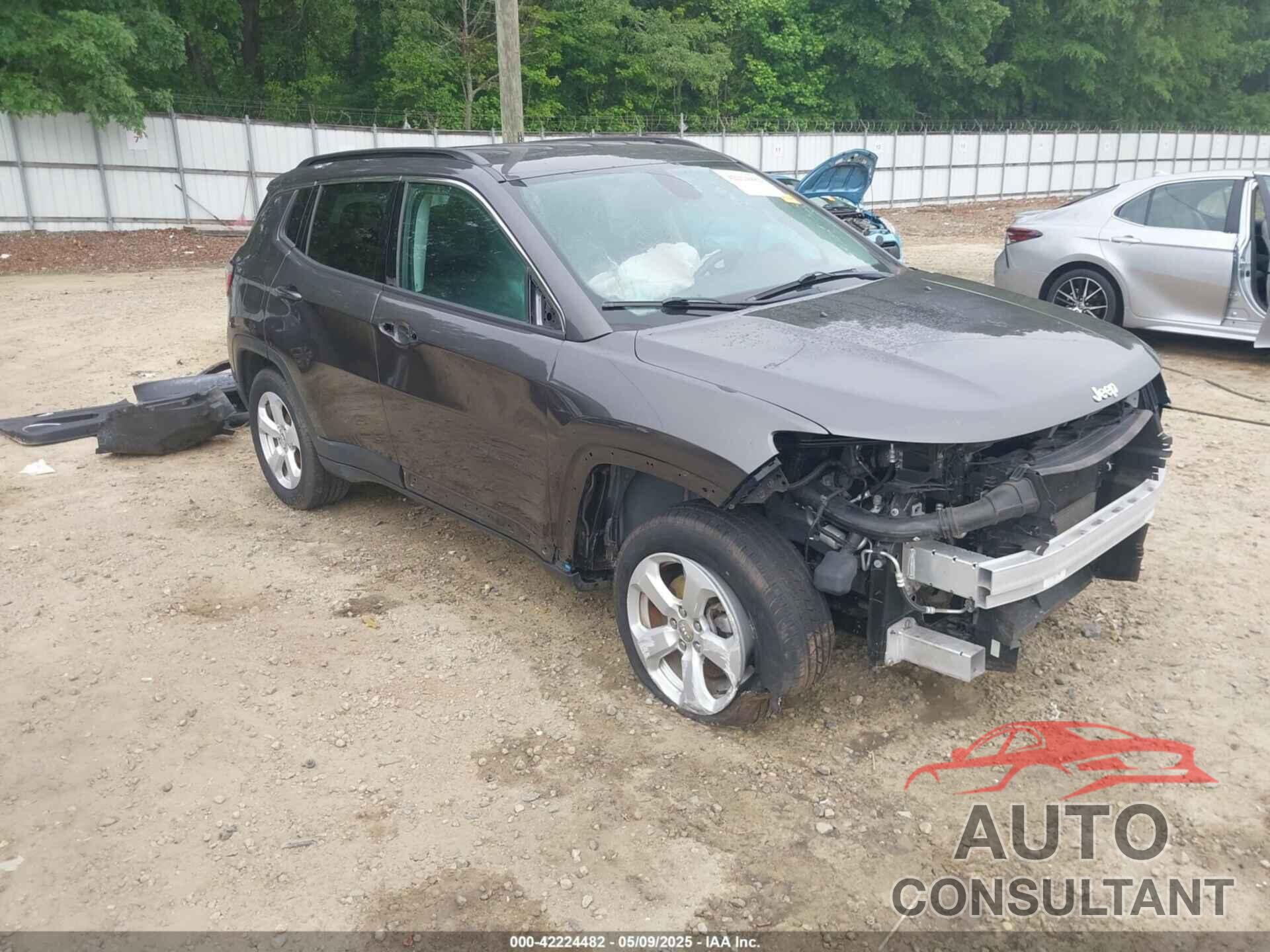 JEEP COMPASS 2019 - 3C4NJDBB8KT748588