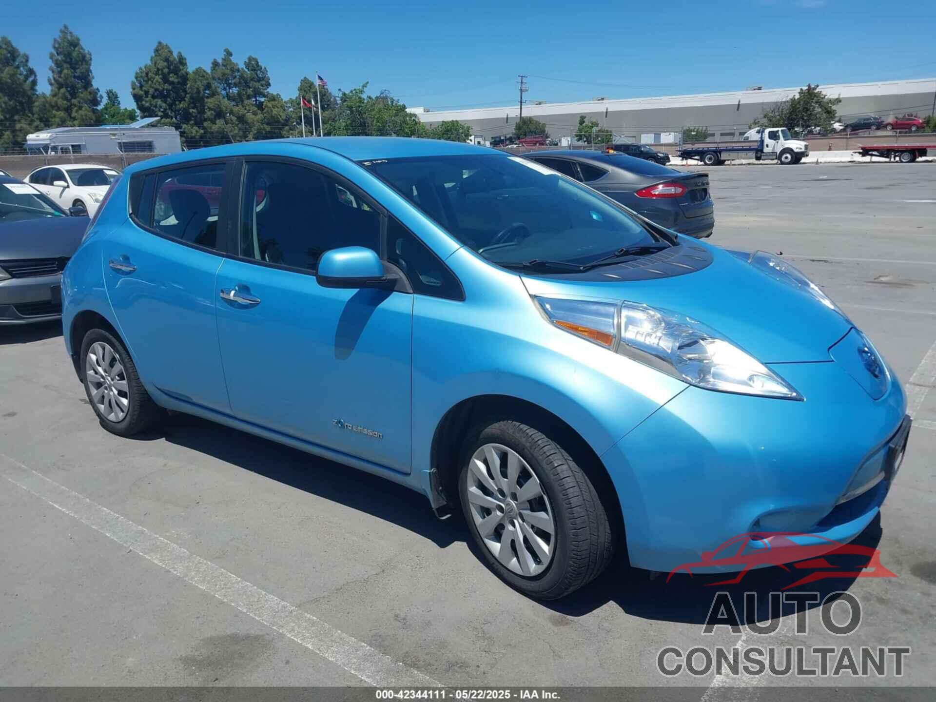 NISSAN LEAF 2015 - 1N4AZ0CP1FC333386