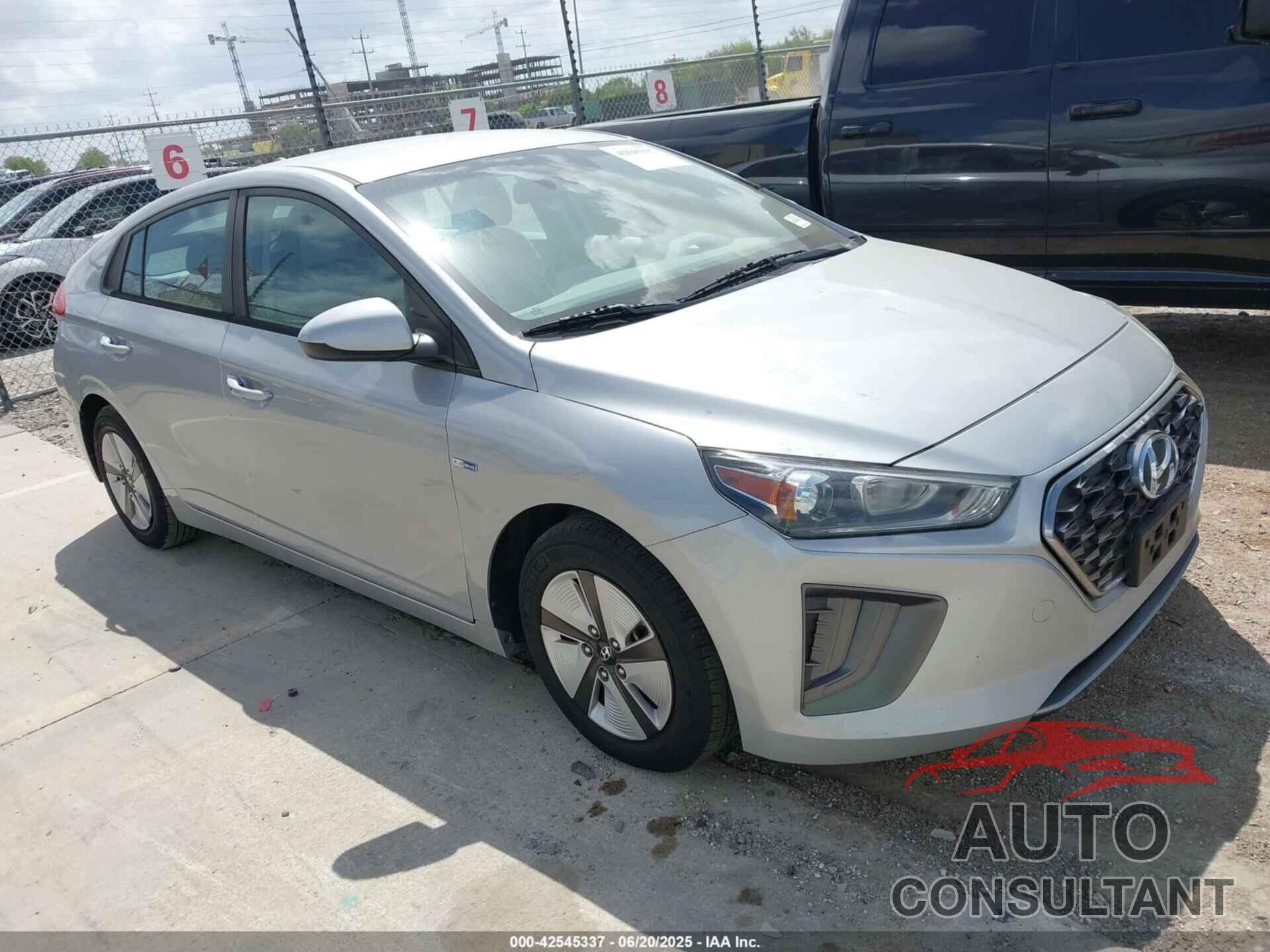 HYUNDAI IONIQ HYBRID 2020 - KMHC65LC9LU220339