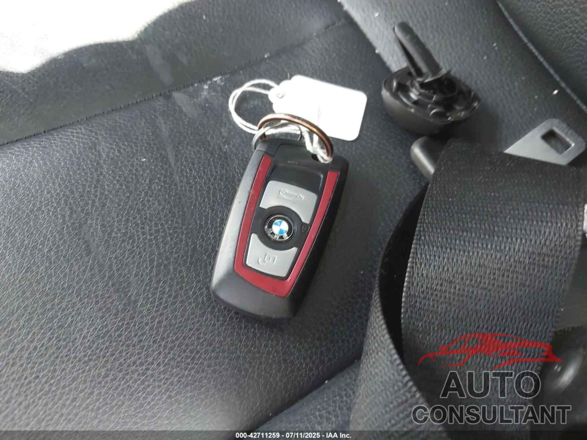 BMW 328I 2015 - WBA3B5G58FNS18055