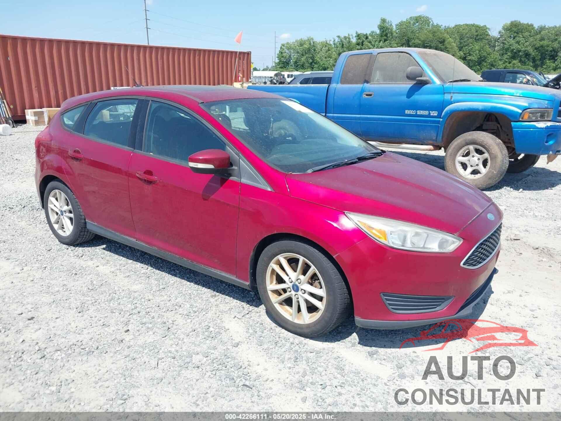 FORD FOCUS 2016 - 1FADP3K25GL217331