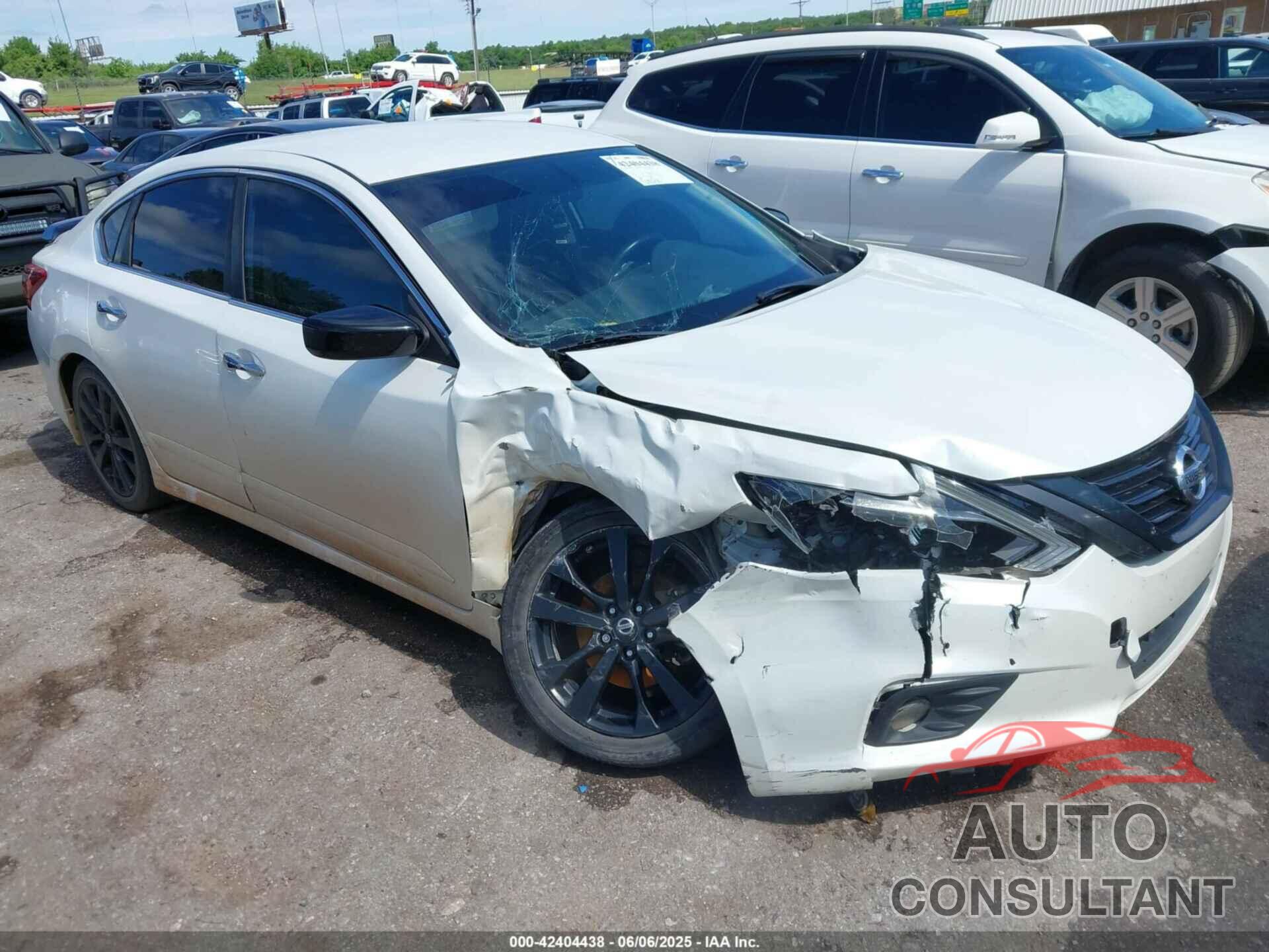 NISSAN ALTIMA 2018 - 1N4AL3AP3JC233241