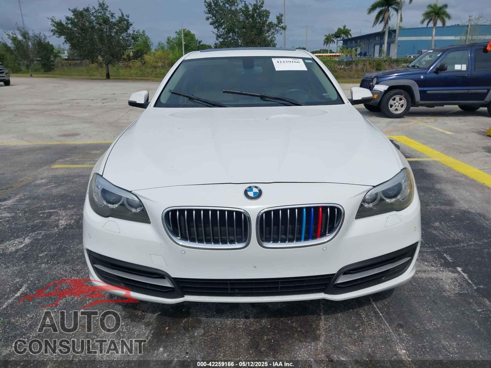 BMW 528I 2014 - WBA5A5C52ED511357