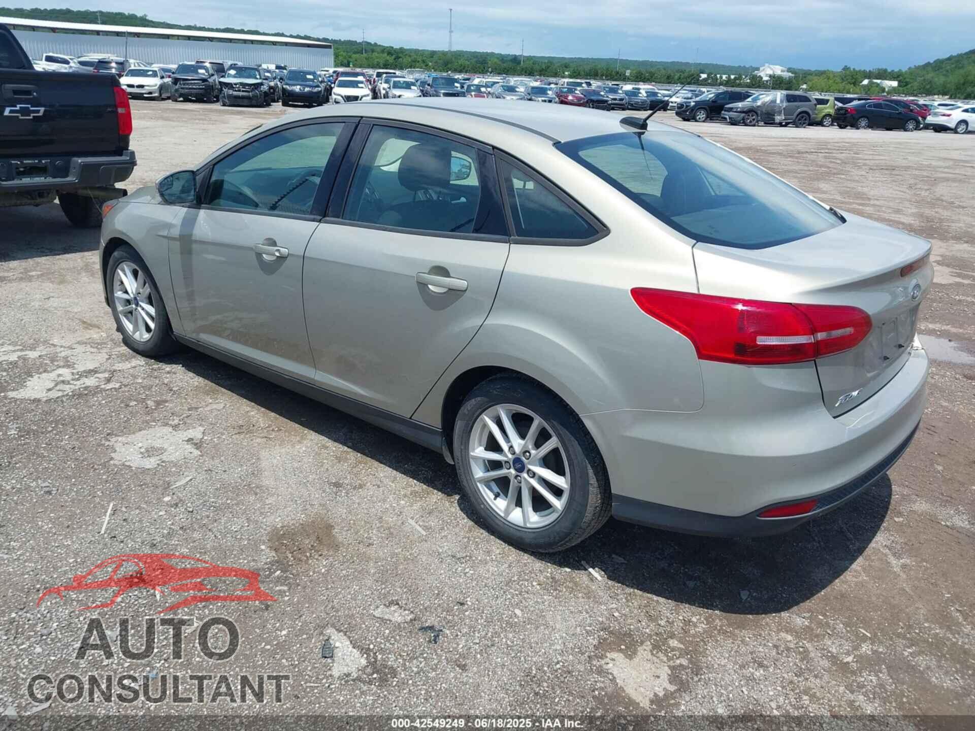 FORD FOCUS 2016 - 1FADP3F24GL365819