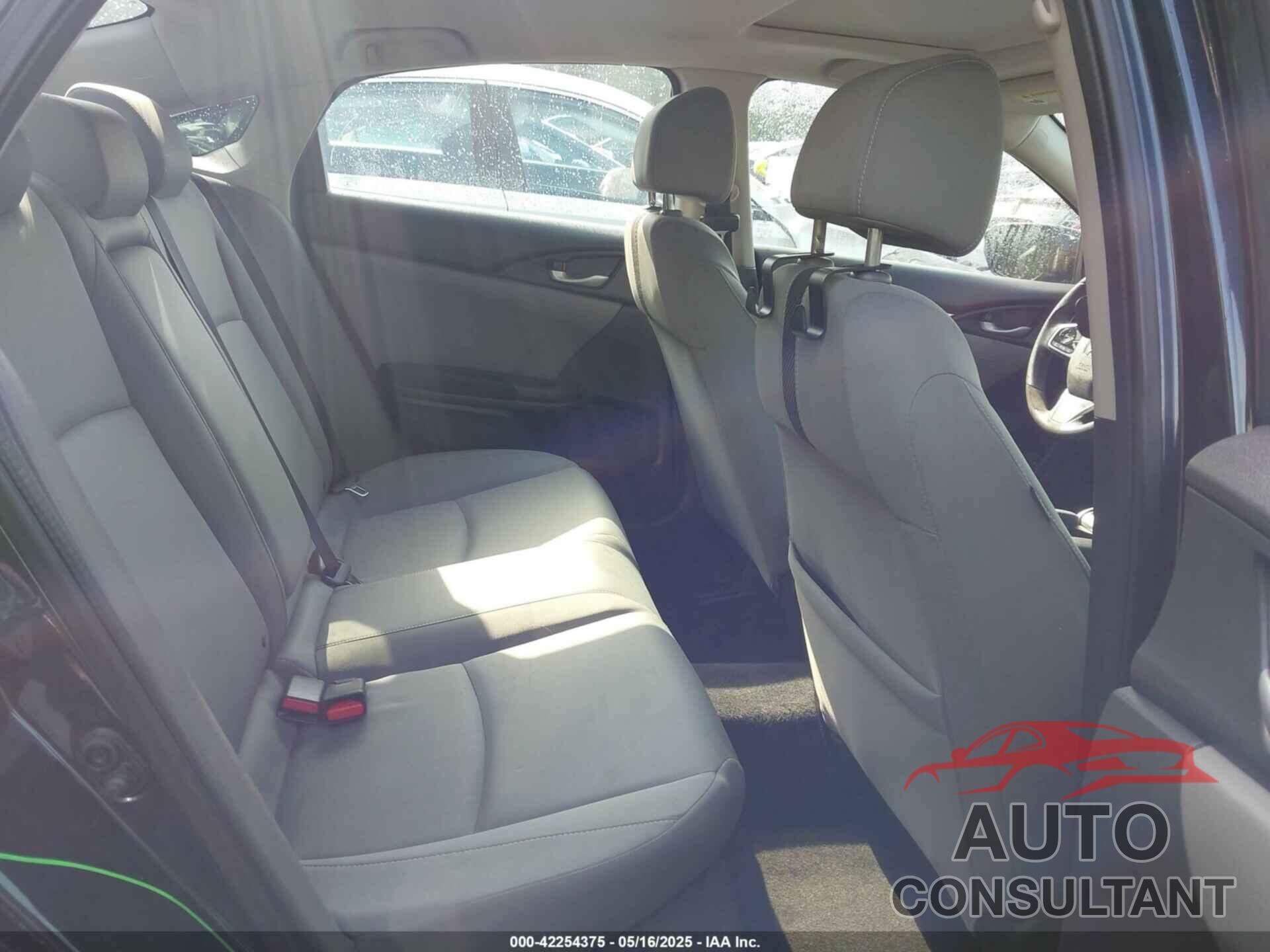 HONDA CIVIC 2017 - 2HGFC2F83HH505324