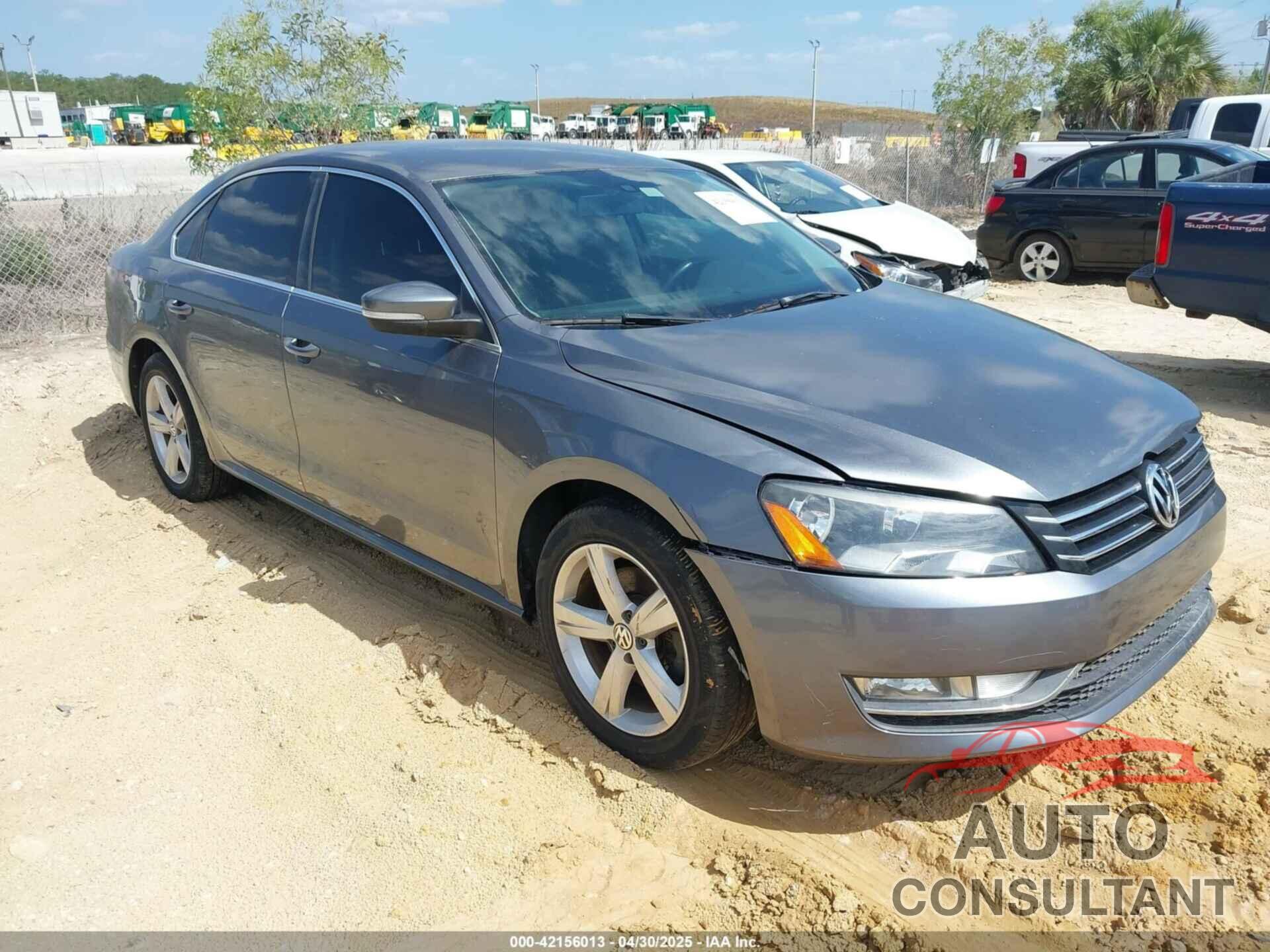 VOLKSWAGEN PASSAT 2015 - 1VWAS7A38FC082760