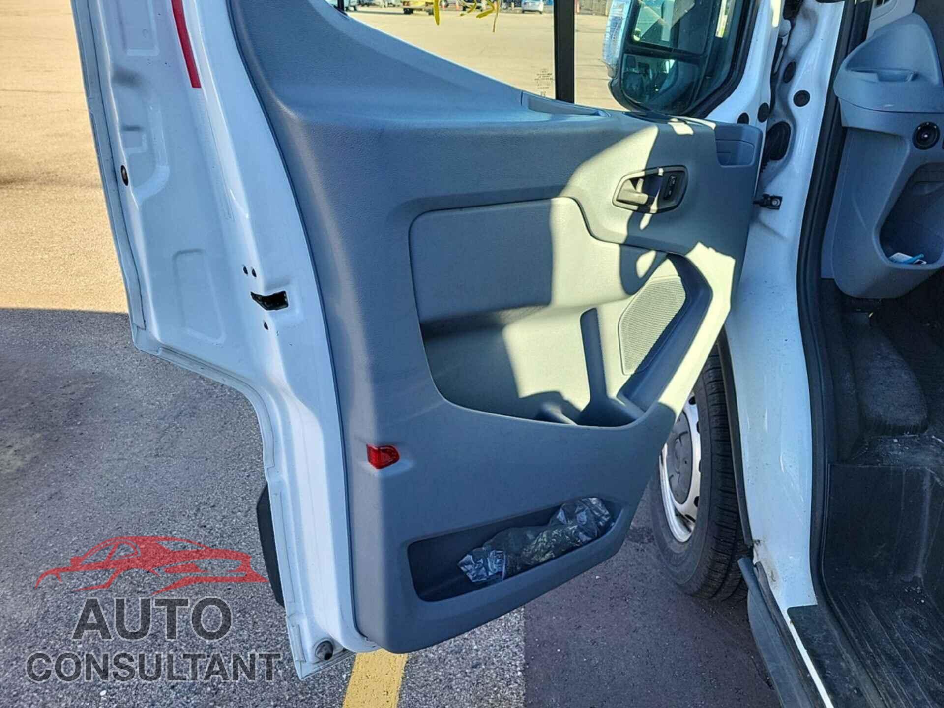 FORD TRANSIT 2016 - 1FTYR1YM4GKB55512