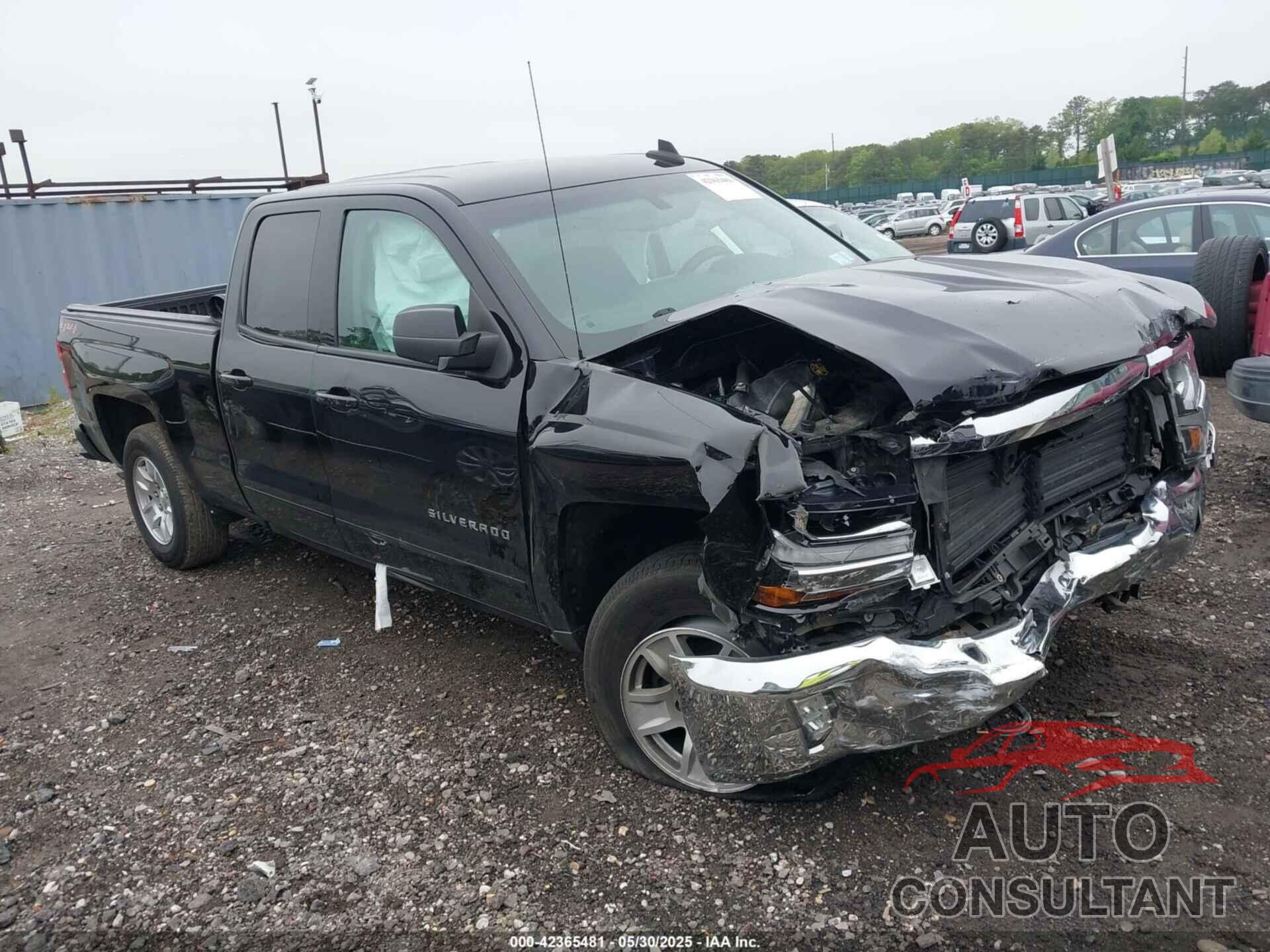 CHEVROLET SILVERADO 1500 2018 - 1GCVKREH9JZ106284