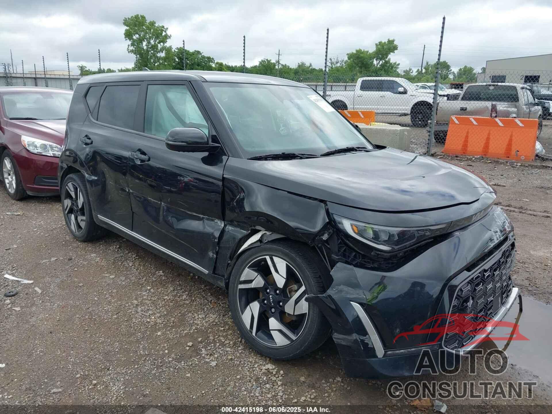 KIA SOUL 2023 - KNDJ53AU4P7869467