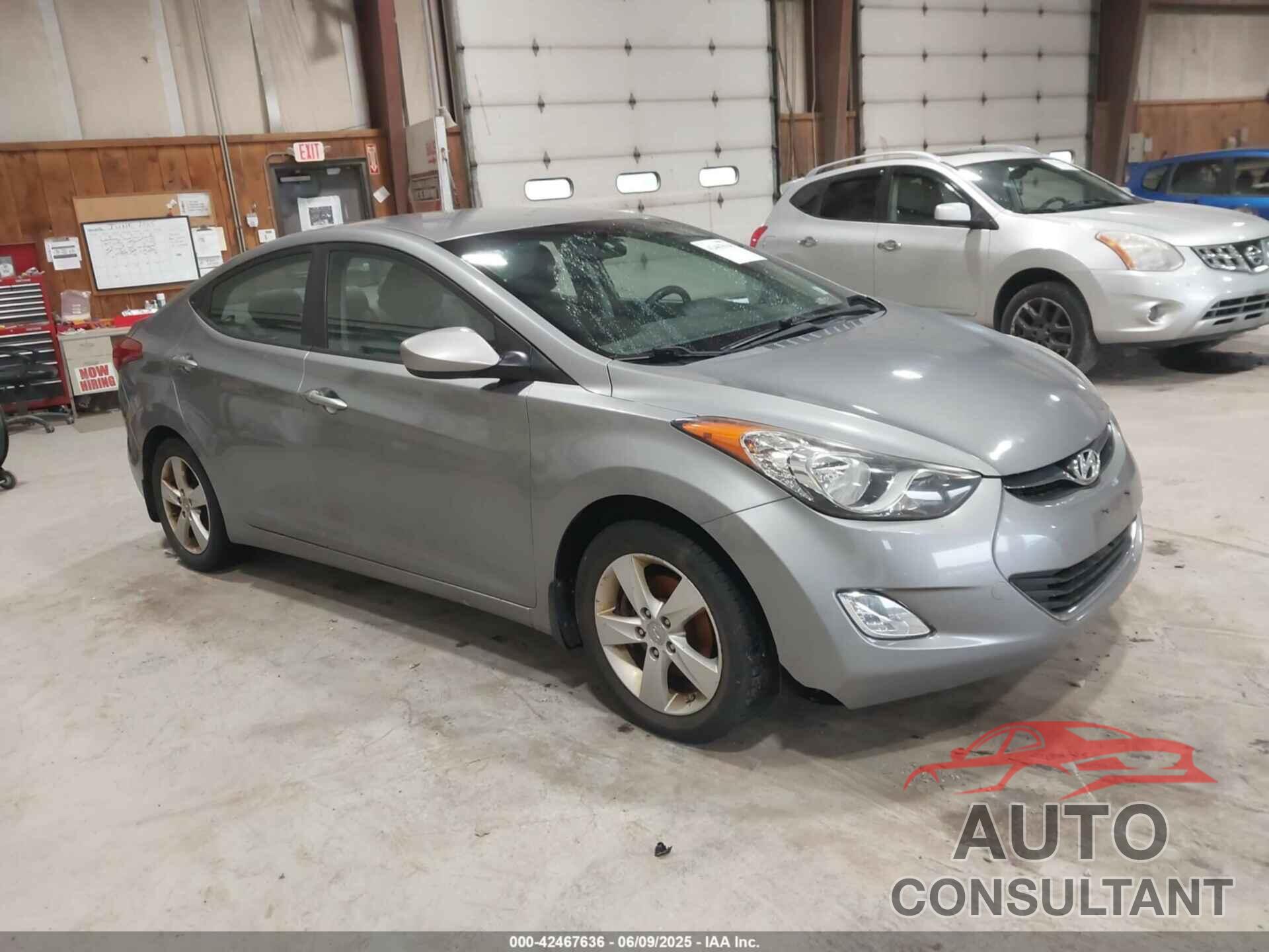 HYUNDAI ELANTRA 2012 - KMHDH4AE6CU361222