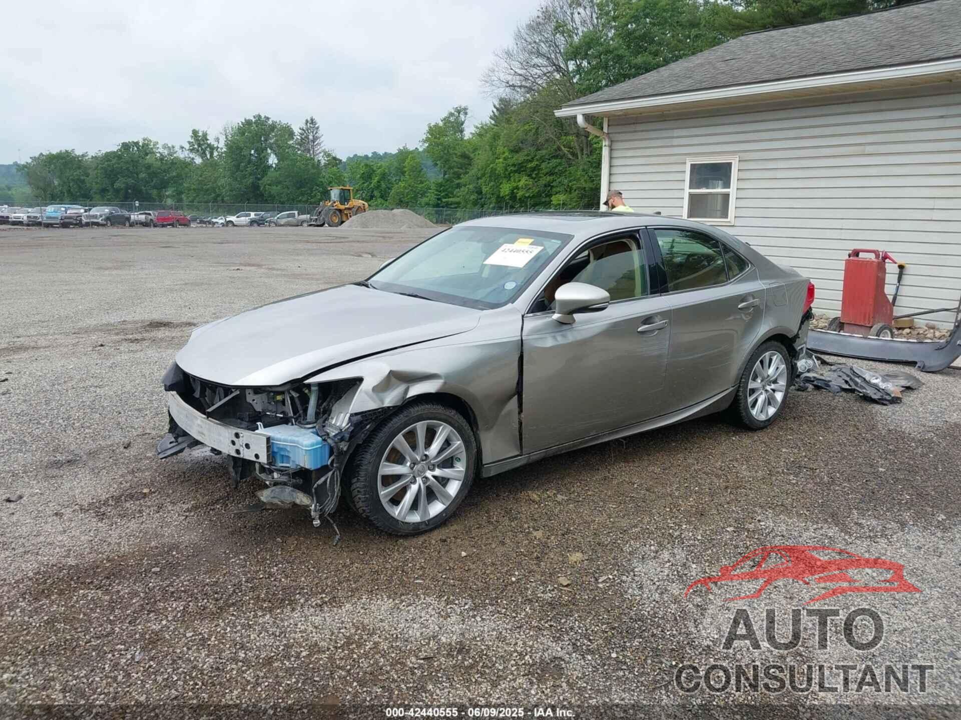 LEXUS IS 200T 2016 - JTHBA1D20G5015102