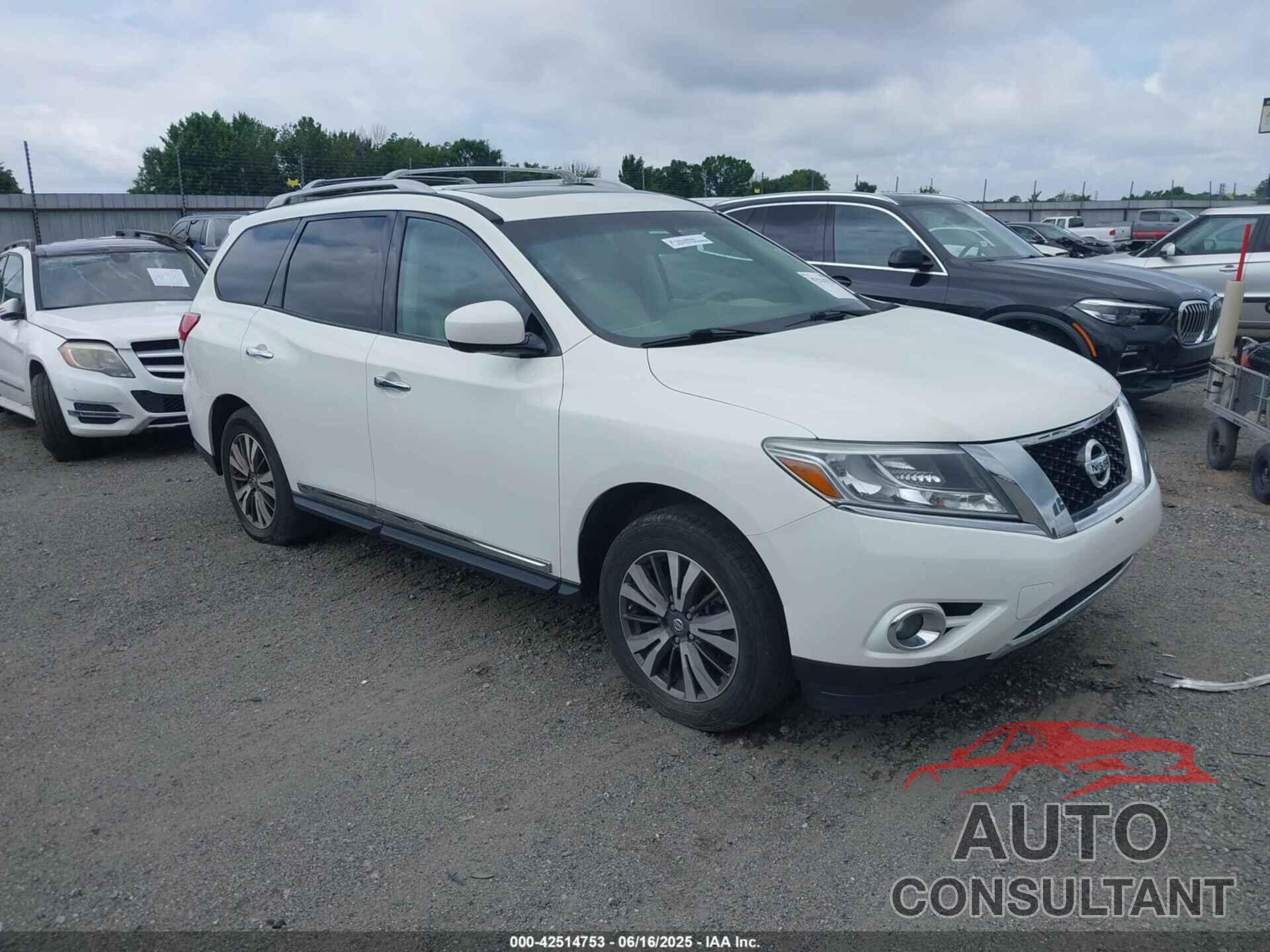 NISSAN PATHFINDER 2013 - 5N1AR2MN1DC601106