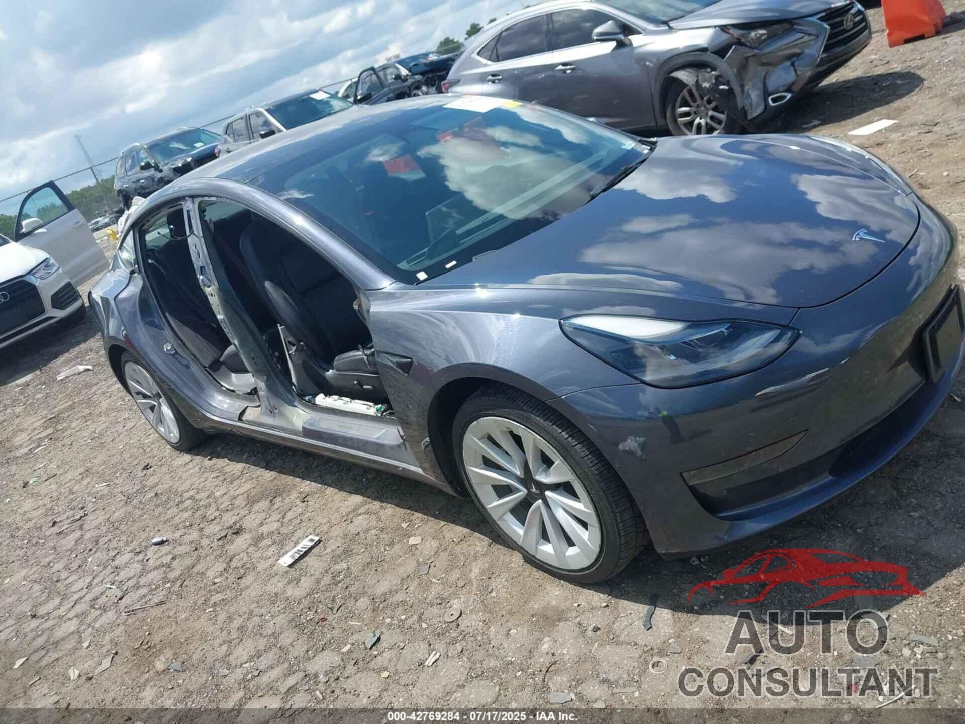 TESLA MODEL 3 2022 - 5YJ3E1EA5NF192059