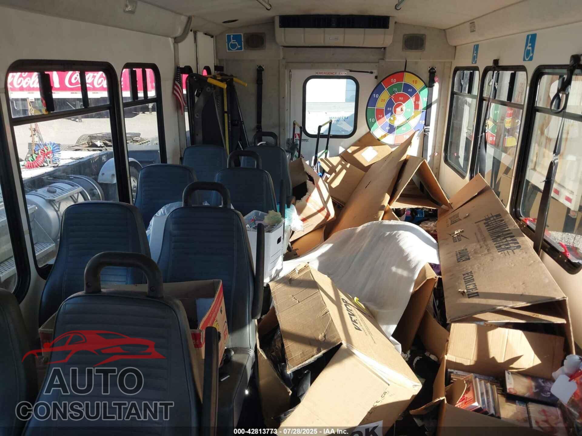 FORD E-450 CUTAWAY 2012 - 1FDFE4FS3CDA47253