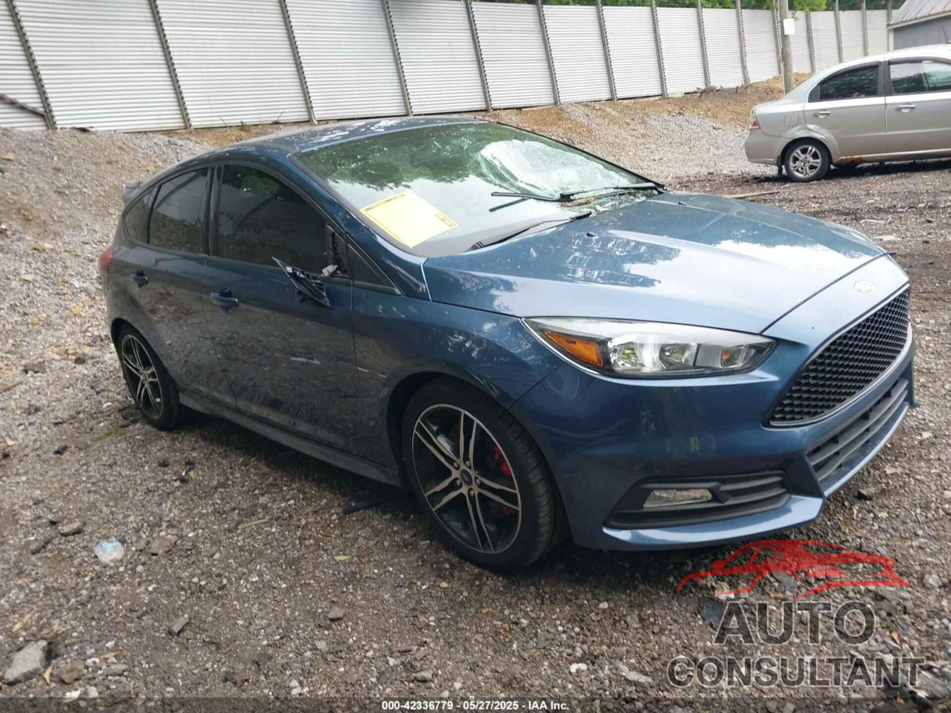 FORD FOCUS ST 2018 - 1FADP3L9XJL228182