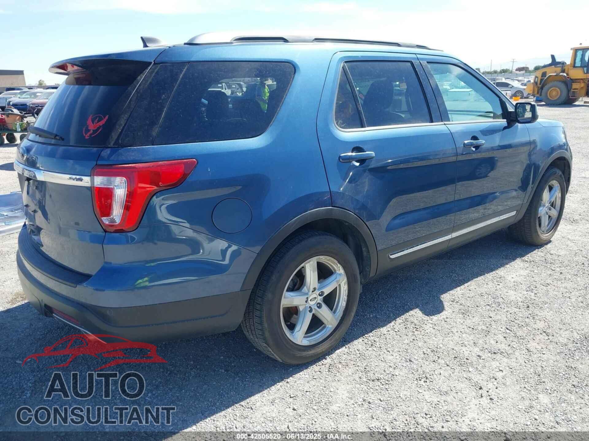 FORD EXPLORER 2018 - 1FM5K7D80JGA32007