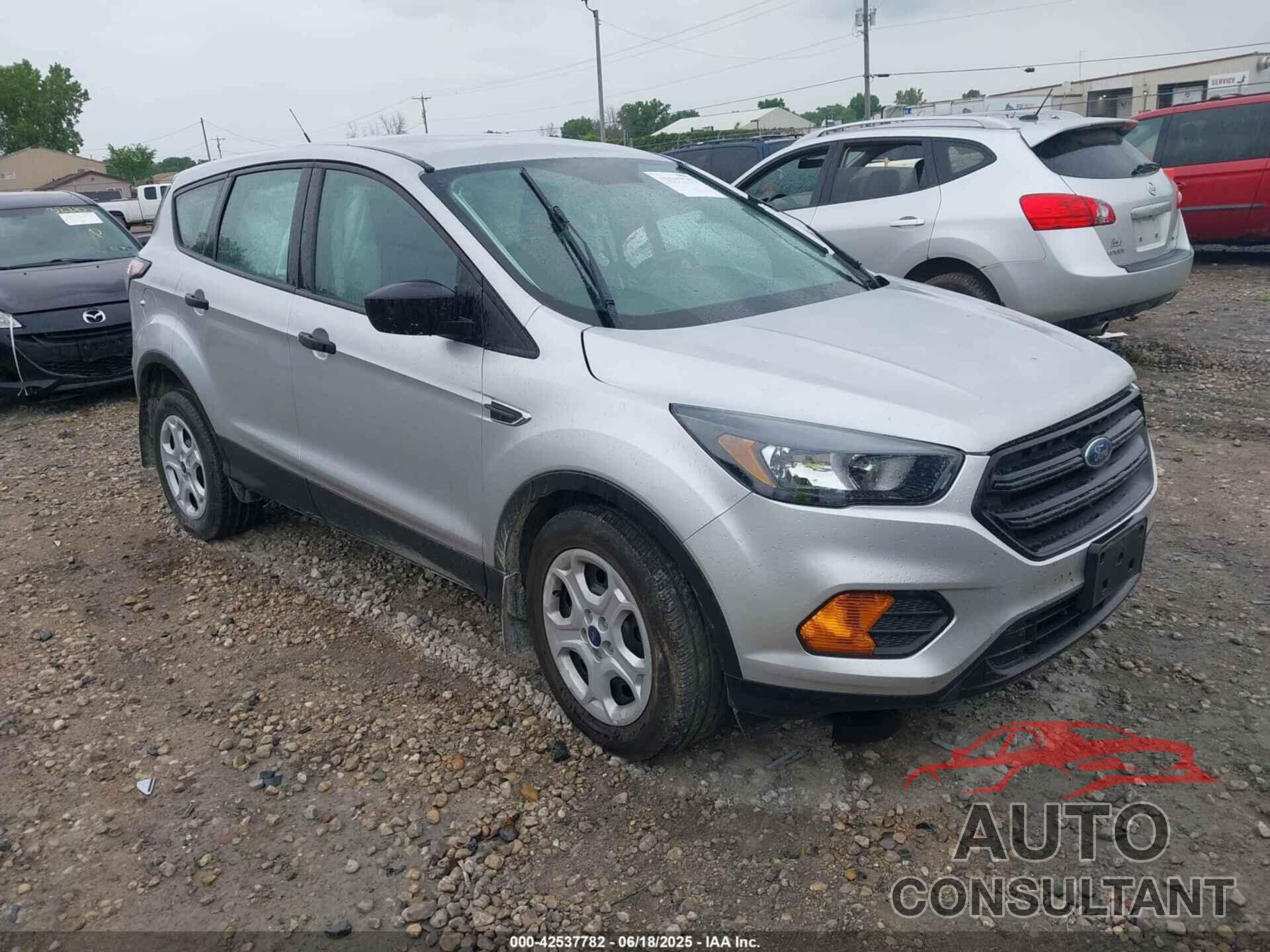 FORD ESCAPE 2018 - 1FMCU0F76JUC67901