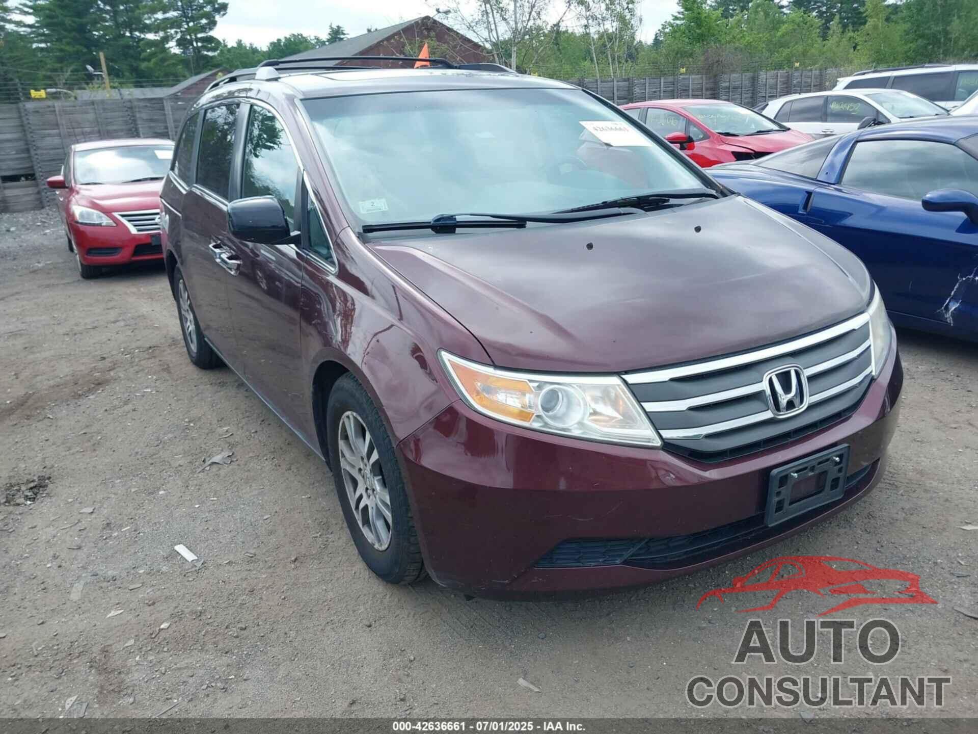 HONDA ODYSSEY 2013 - 5FNRL5H60DB080637