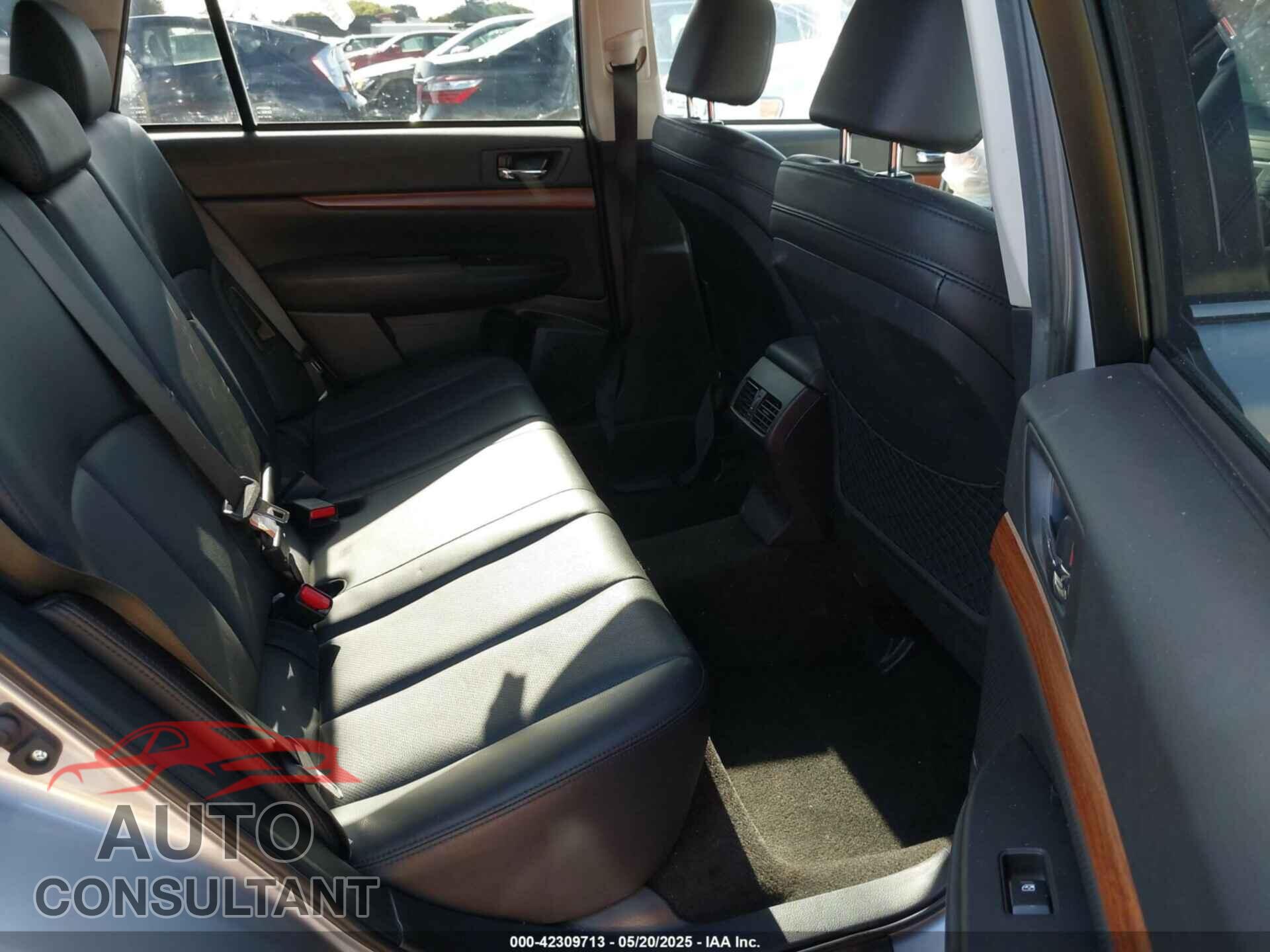SUBARU OUTBACK 2014 - 4S4BRBLC6E3201547