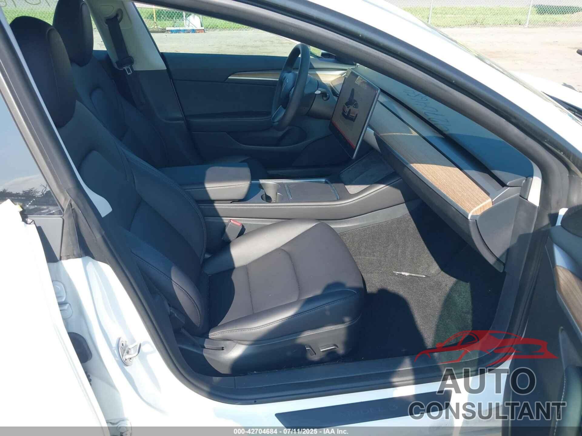 TESLA MODEL 3 2023 - 5YJ3E1EA6PF644958