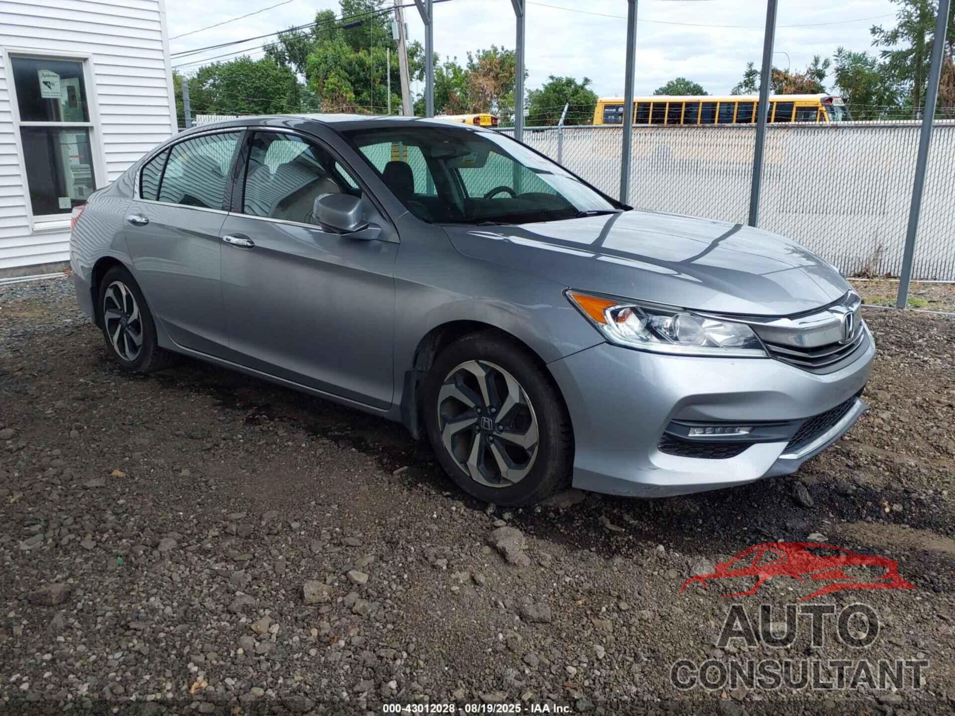 HONDA ACCORD 2017 - 1HGCR3F83HA008246