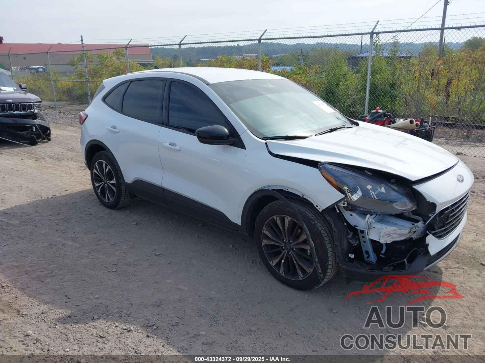 FORD ESCAPE 2022 - 1FMCU9G64NUB60460