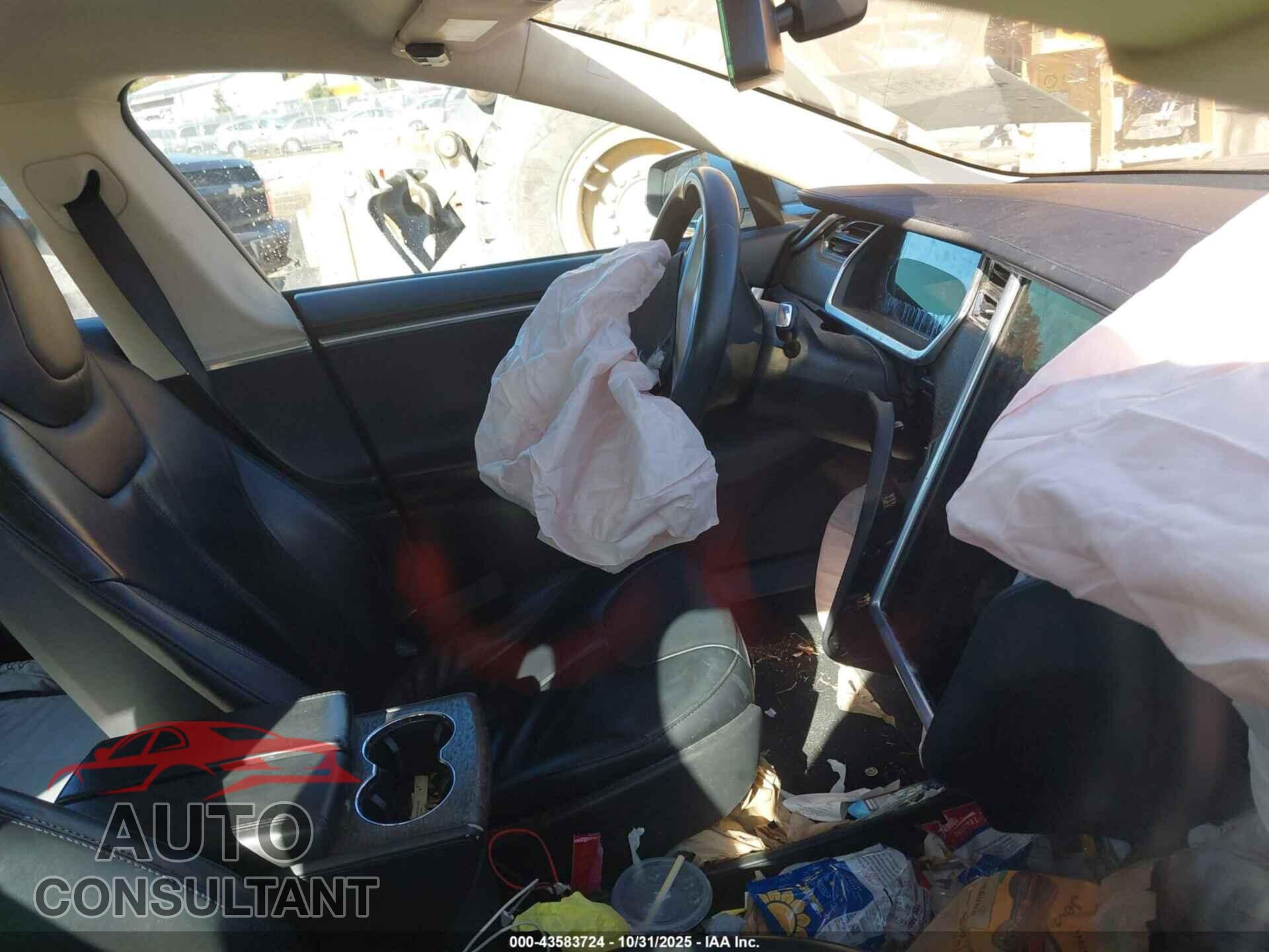 TESLA MODEL S 2013 - 5YJSA1CG9DFP03544