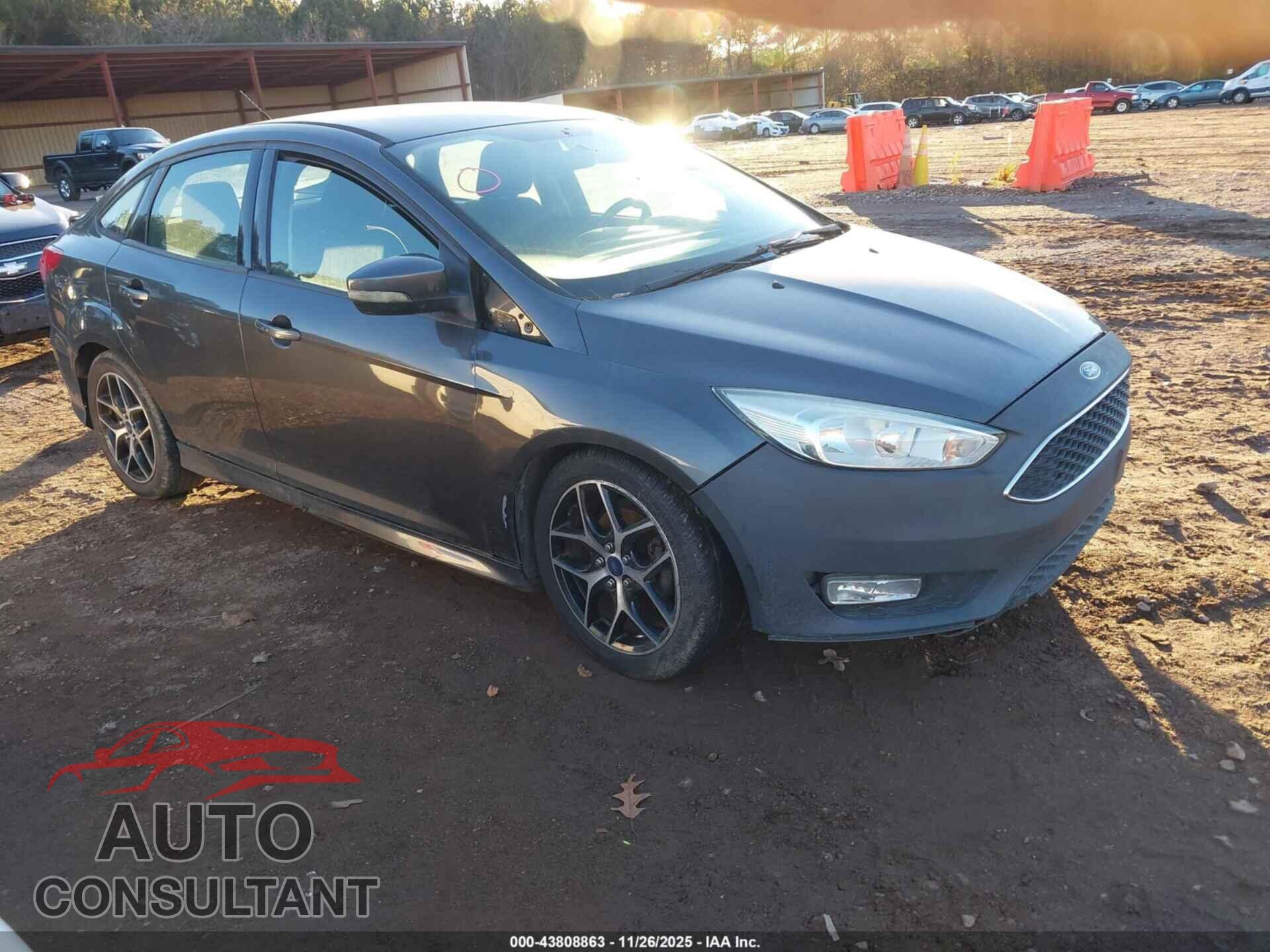 FORD FOCUS 2016 - 1FADP3F25GL309520