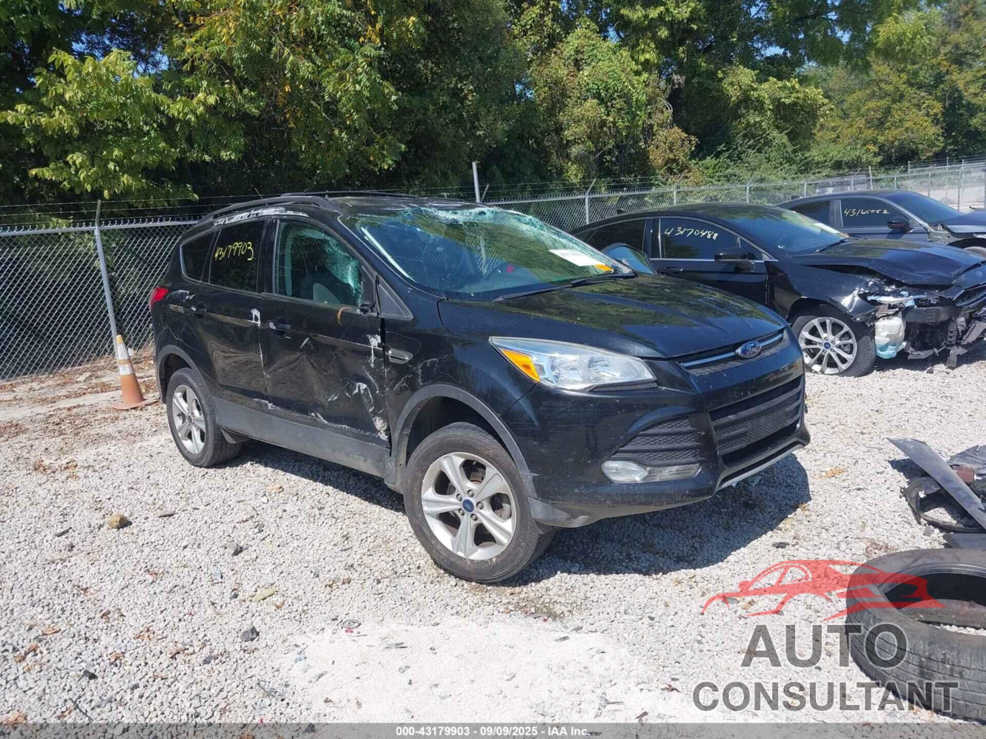 FORD ESCAPE 2015 - 1FMCU0G70FUC45432