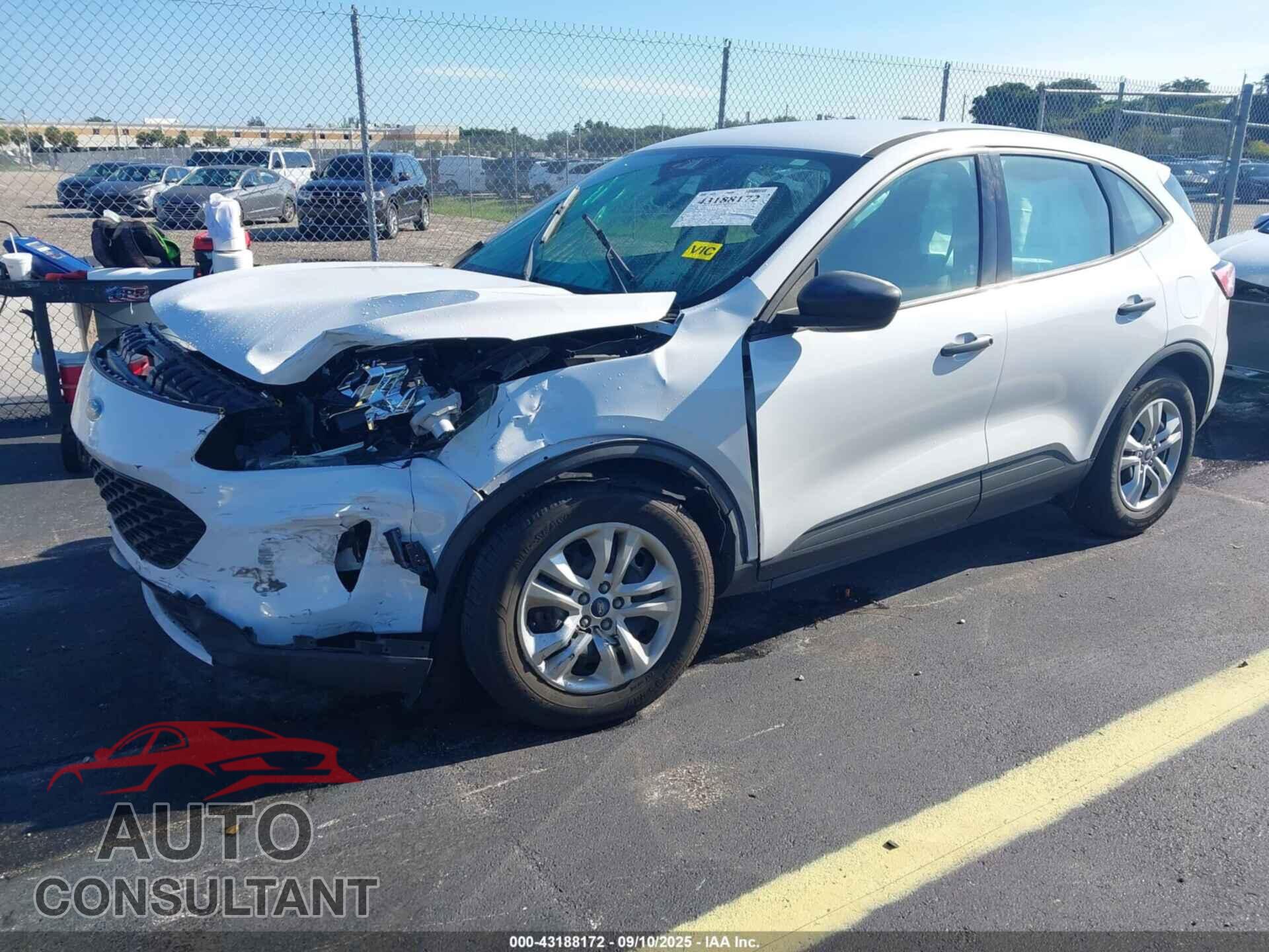 FORD ESCAPE 2020 - 1FMCU0F63LUA23956