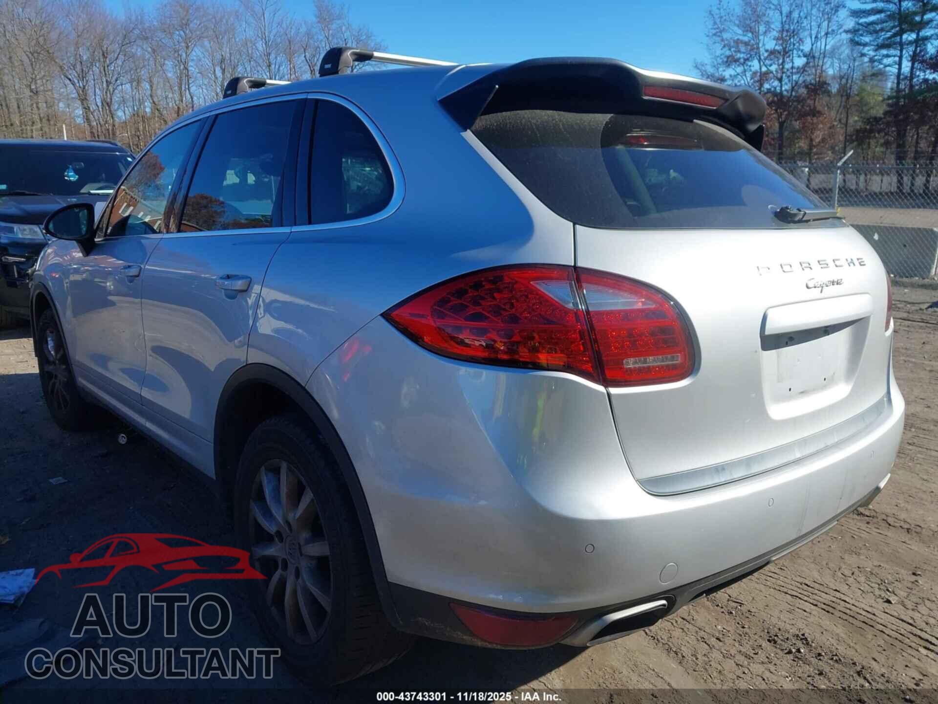 PORSCHE CAYENNE 2013 - WP1AA2A28DLA11909