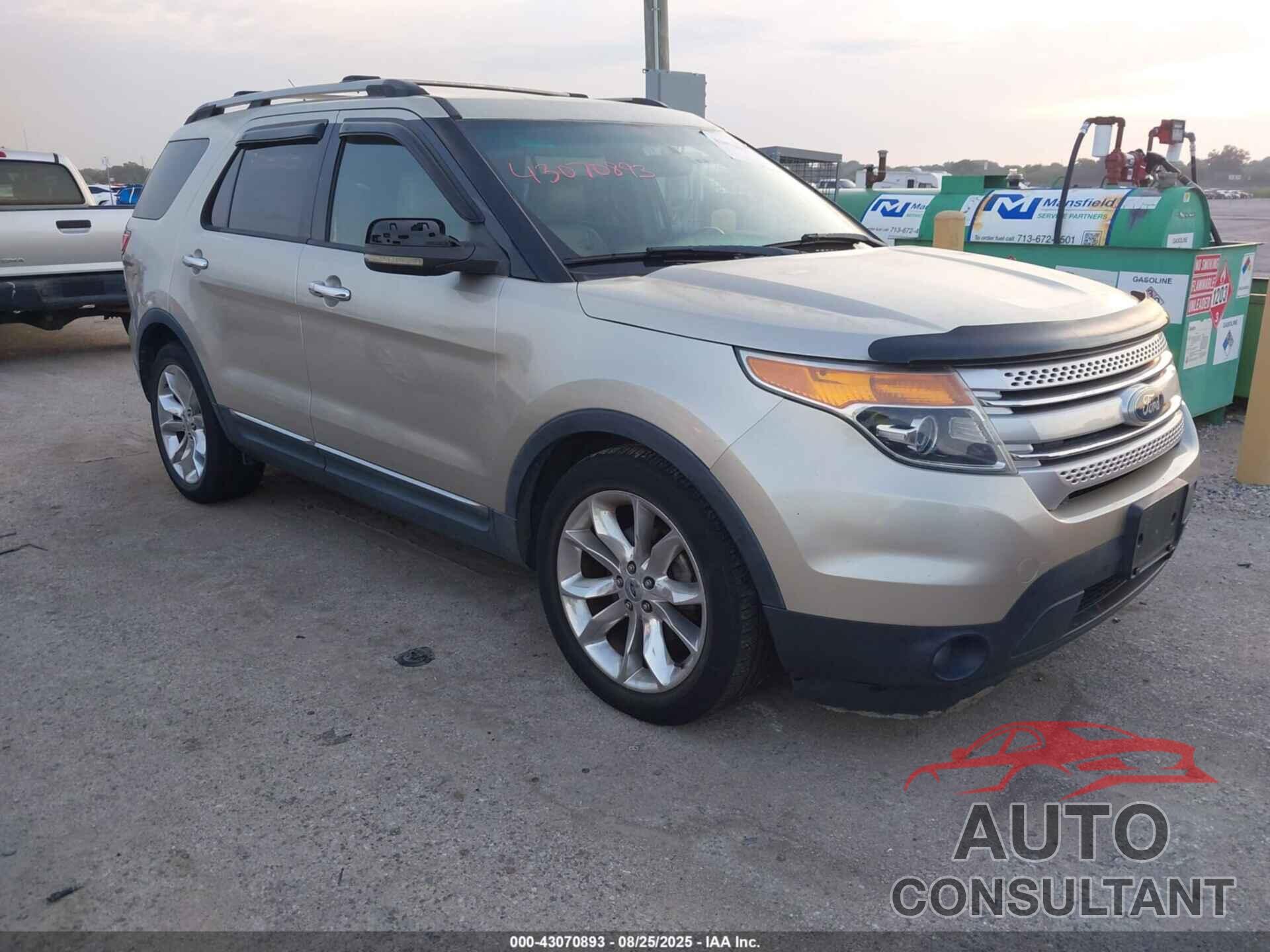 FORD EXPLORER 2011 - 1FMHK7D80BGA02715
