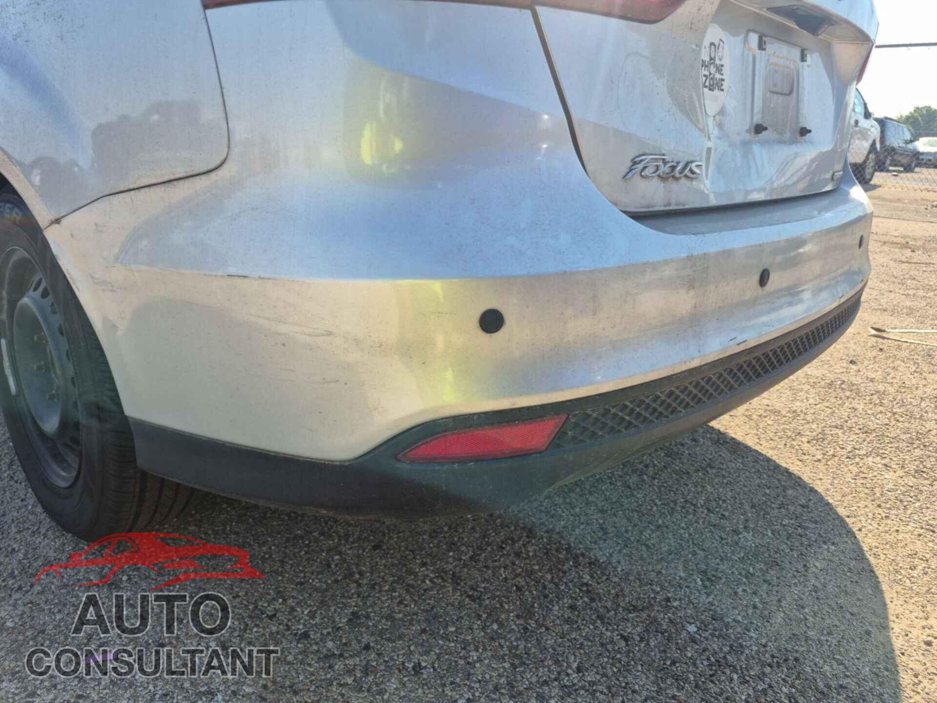 FORD FOCUS 2016 - 1FADP3E20GL311189