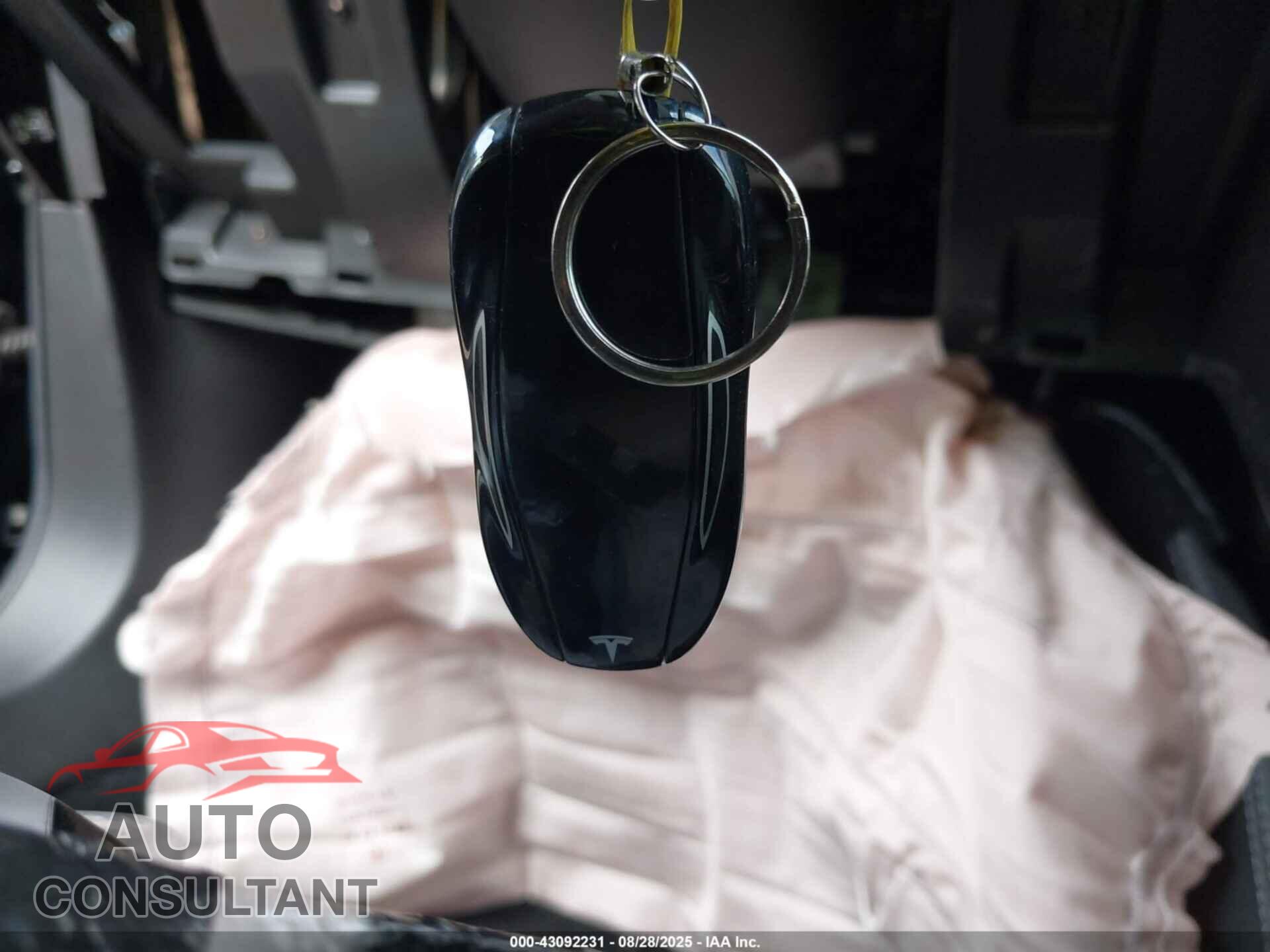 TESLA MODEL S 2015 - 5YJSA1H29FF083519