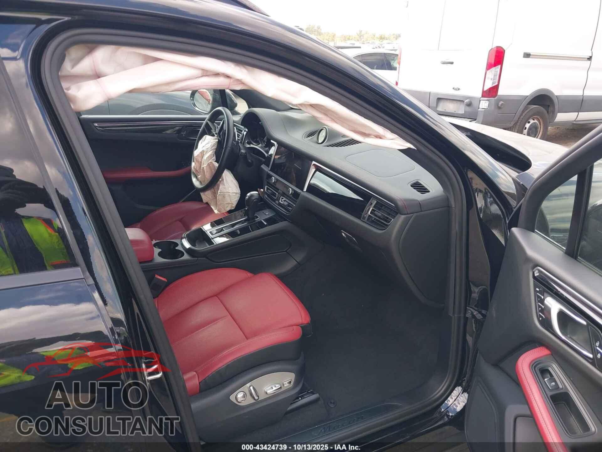 PORSCHE MACAN 2023 - WP1AA2A55PLB10797