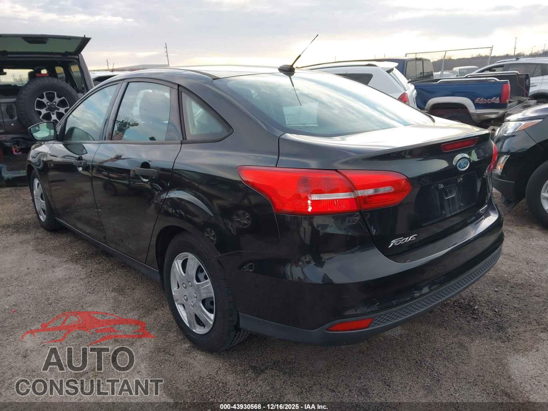 FORD FOCUS 2015 - 1FADP3E29FL323694