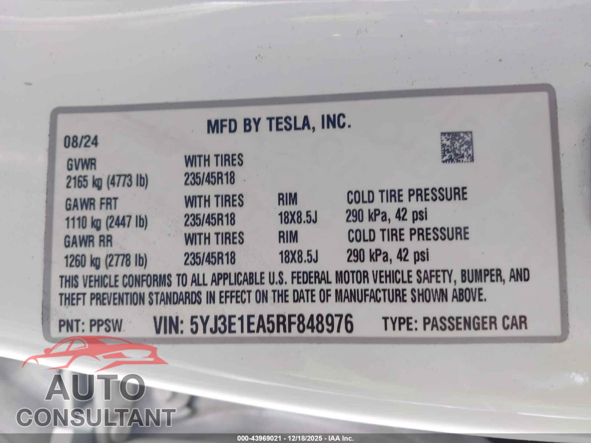 TESLA MODEL 3 2024 - 5YJ3E1EA5RF848976