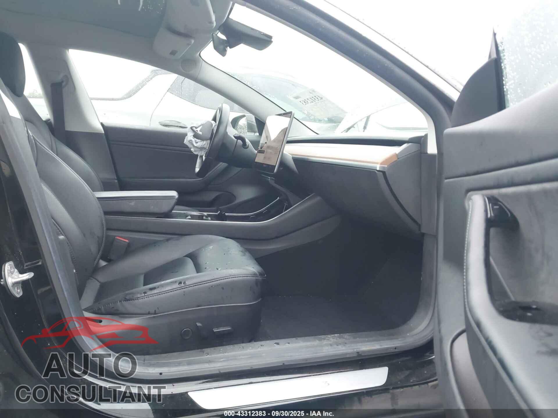 TESLA MODEL 3 2019 - 5YJ3E1EA0KF396120