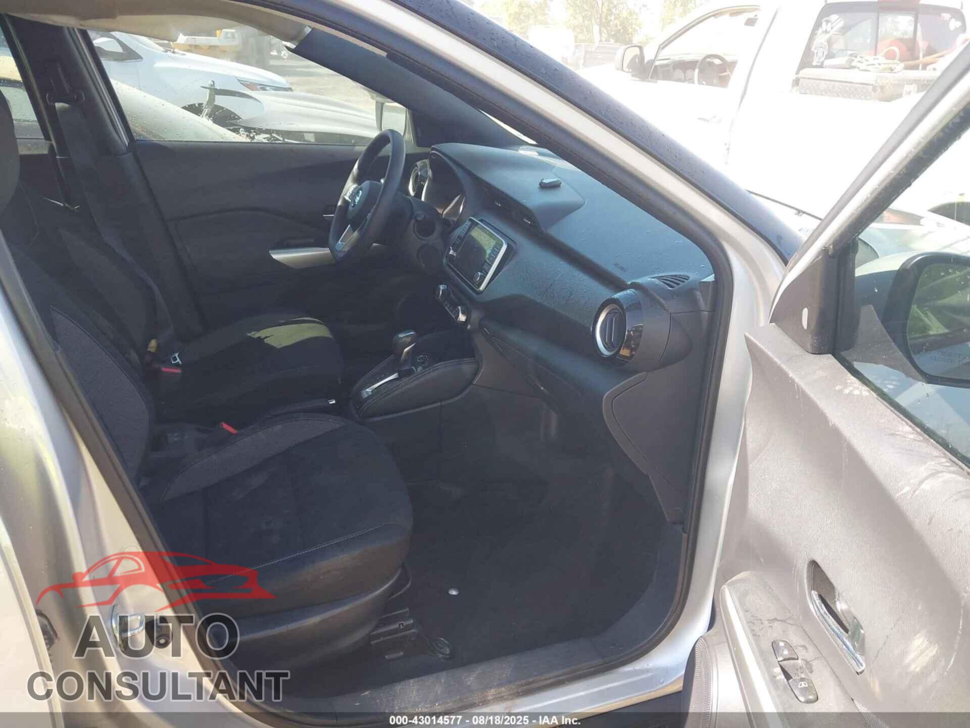 NISSAN KICKS 2019 - 3N1CP5CU3KL494836