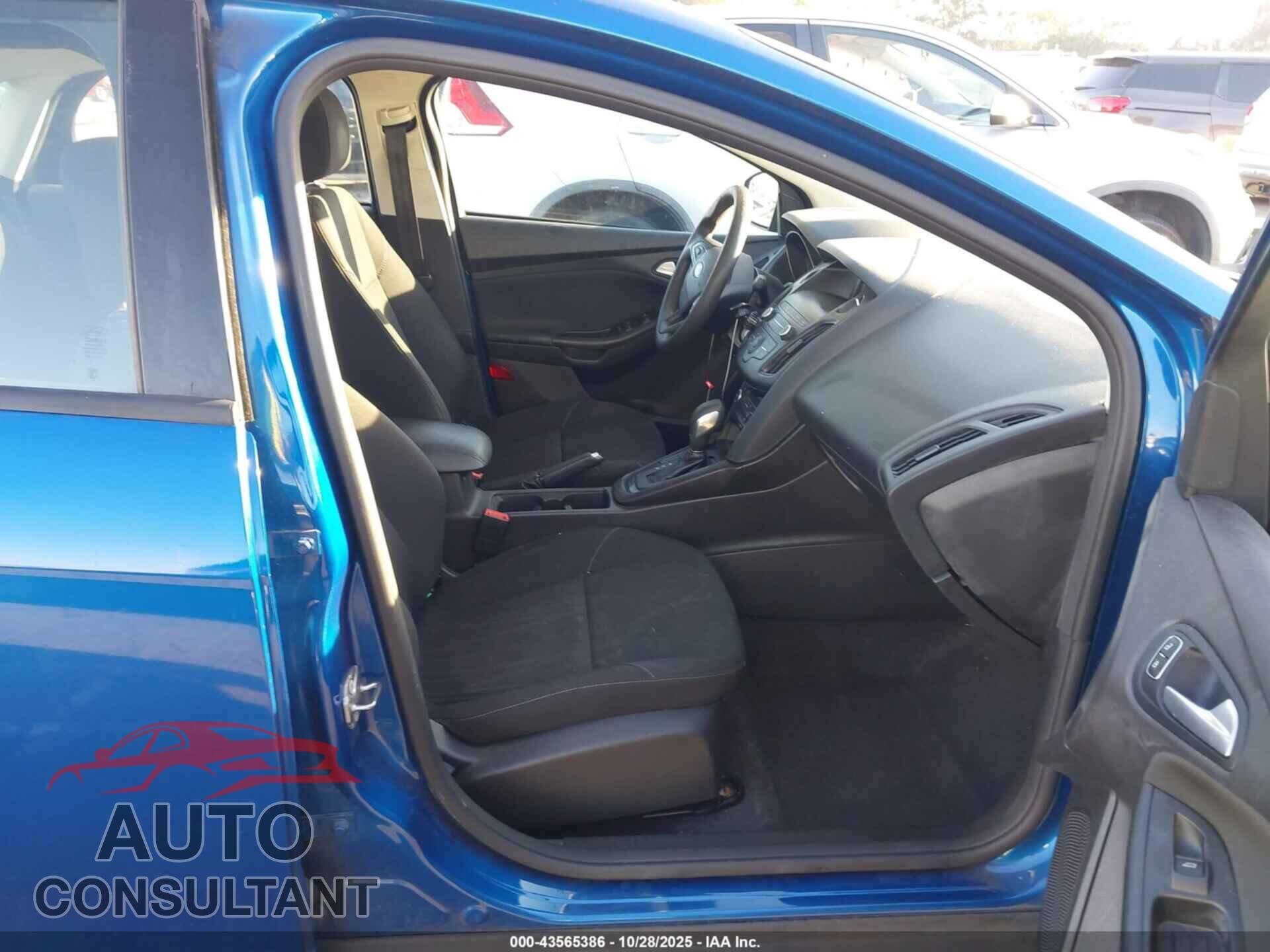 FORD FOCUS 2018 - 1FADP3FEXJL304041