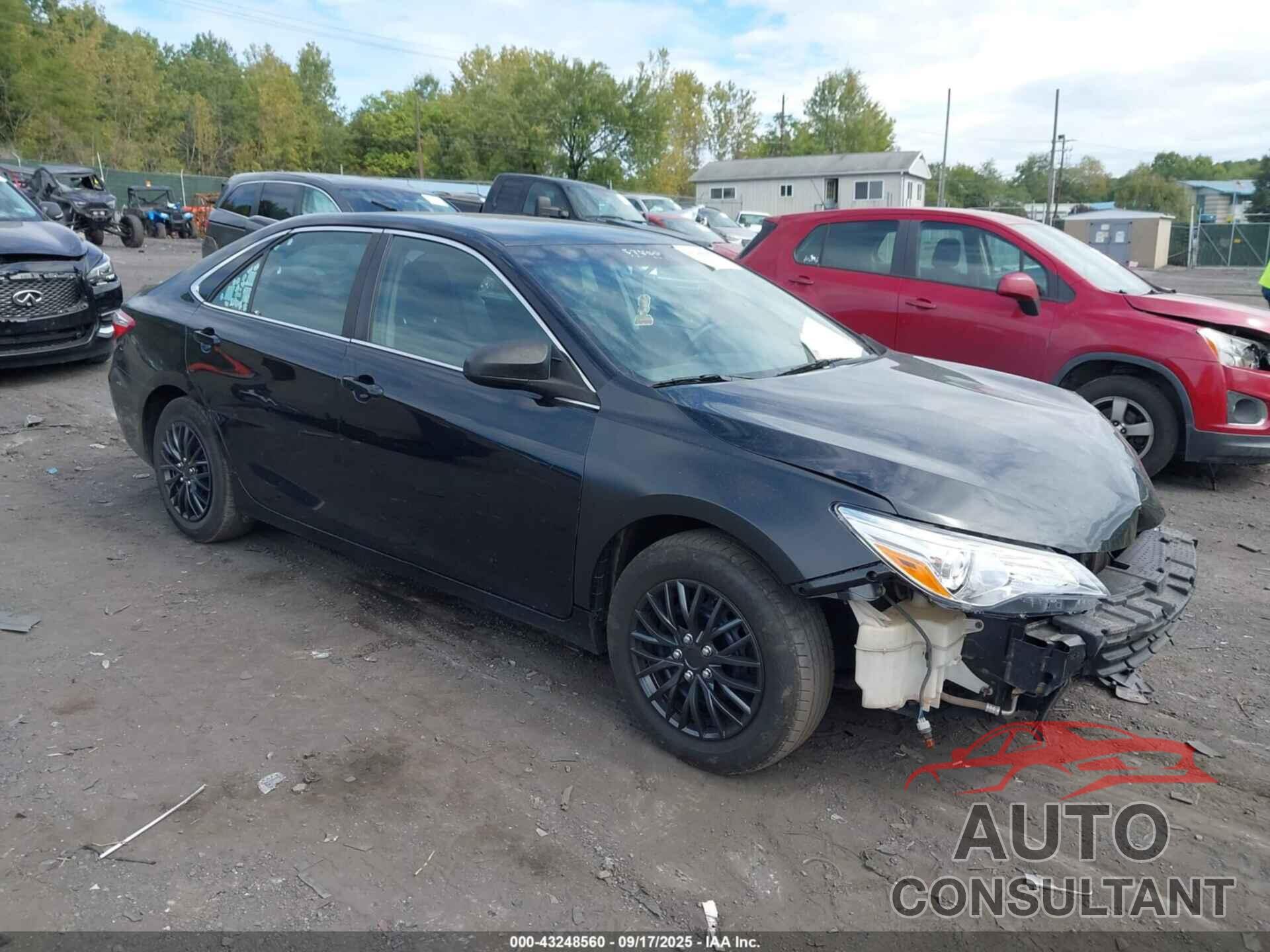TOYOTA CAMRY 2016 - 4T4BF1FK1GR542511